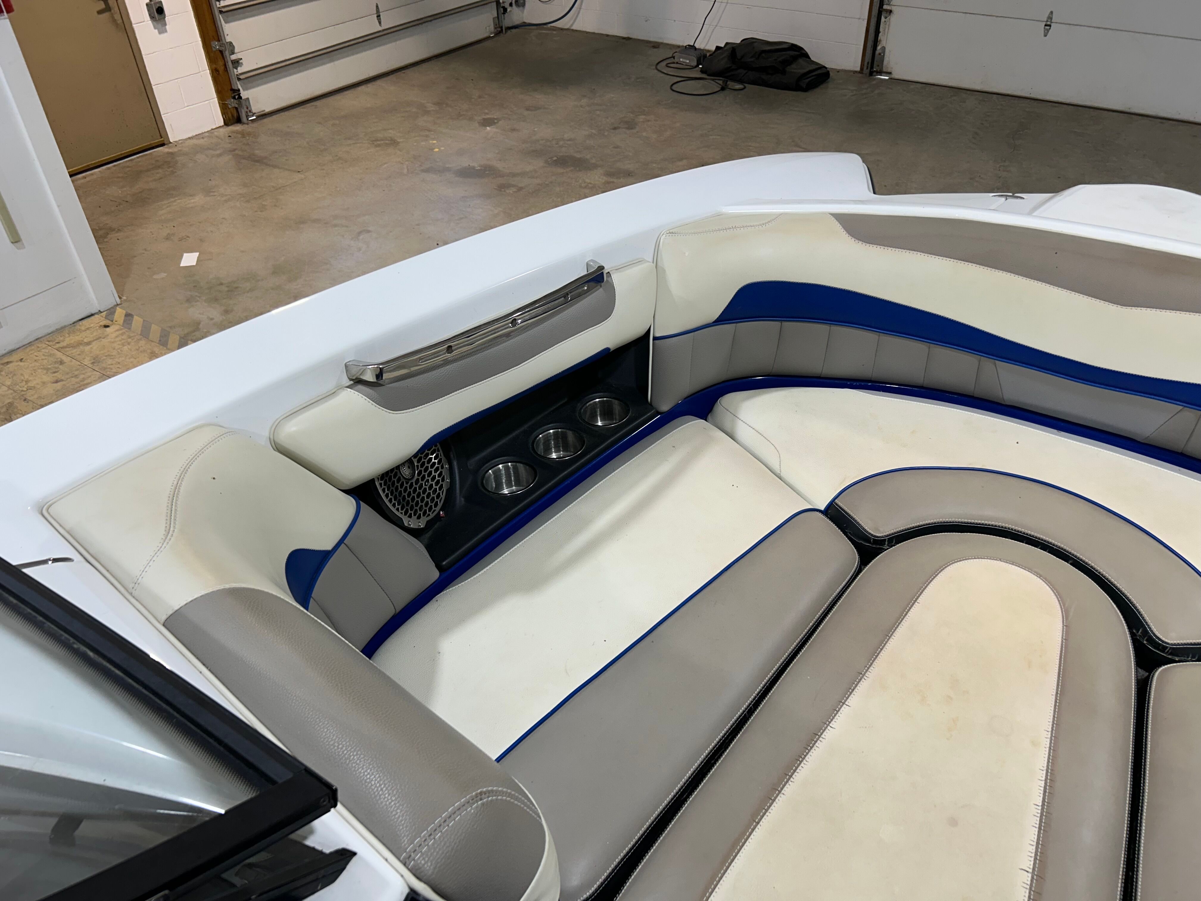 2013 MALIBU 22 MXZ - Image 25