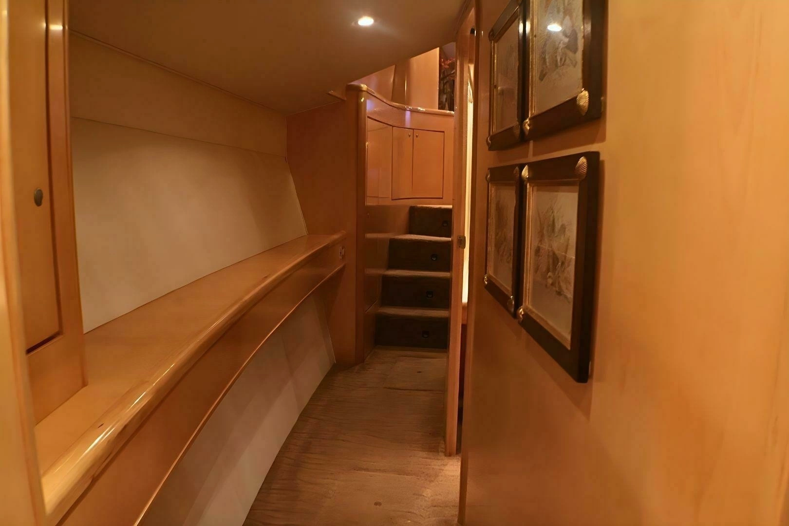 2001 Donzi 73 Sport Yacht - Image 23