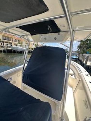 2011 Pursuit C 280 Center Console - 22