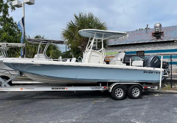2022 Skeeter SX2550 Family