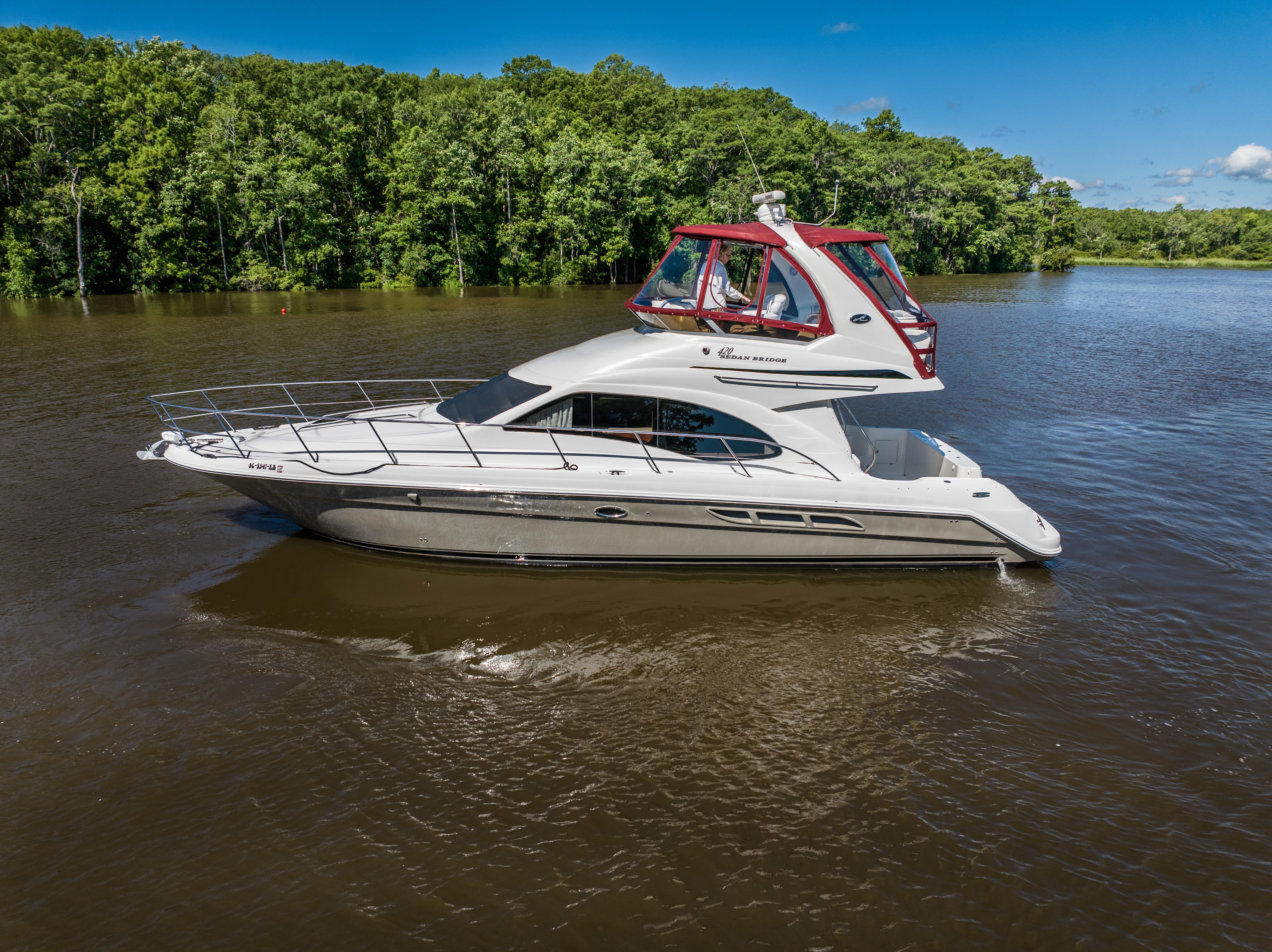 2005 Sea Ray 420 Sedan Bridge