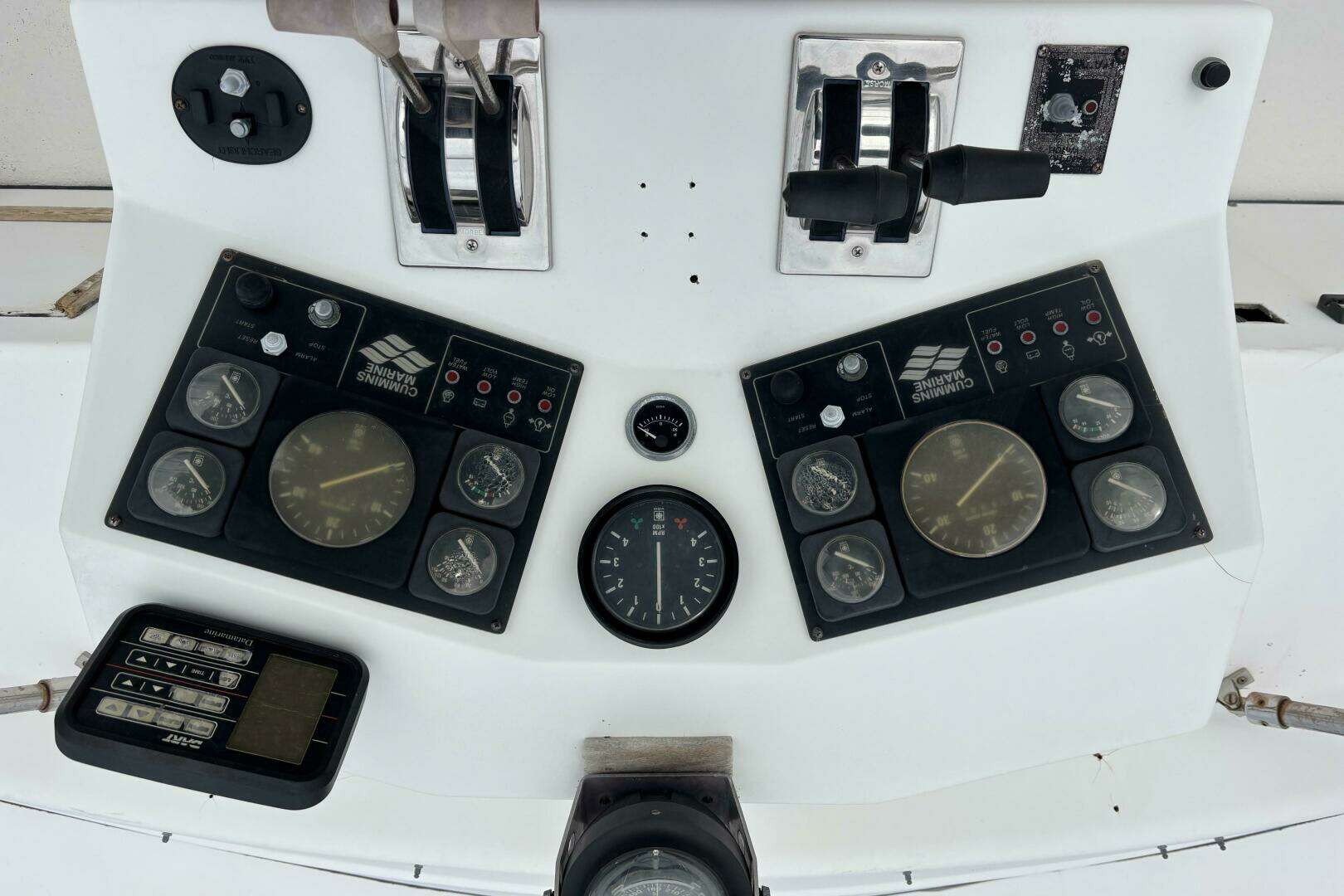 1994 Harbor Master 52 Coastal Cruiser - Image 5