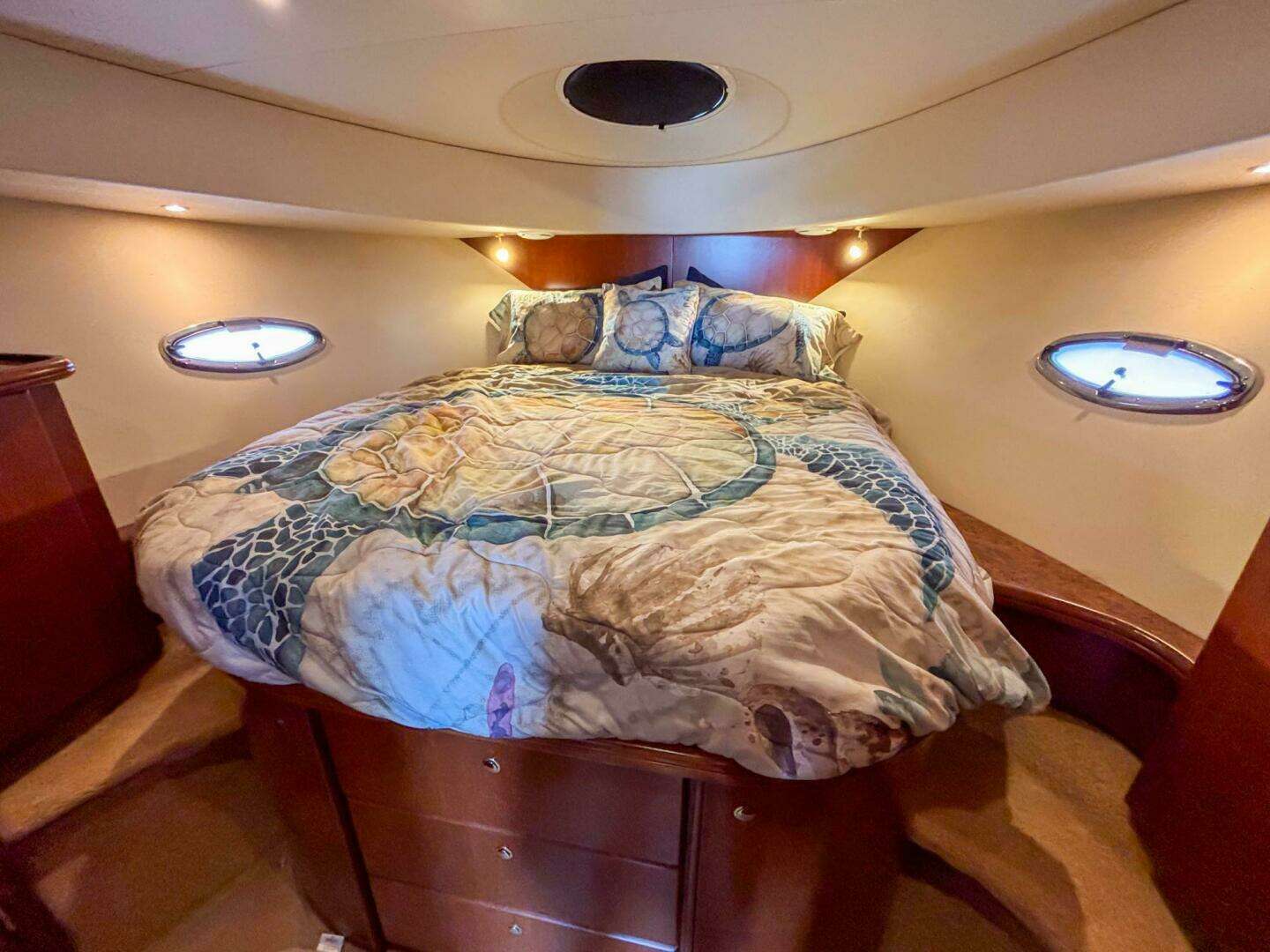 2007 Silverton 38 Convertible - Image 24