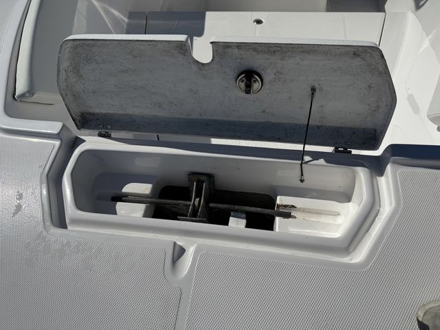 2023 Clearwater 2300 Center Console - 9
