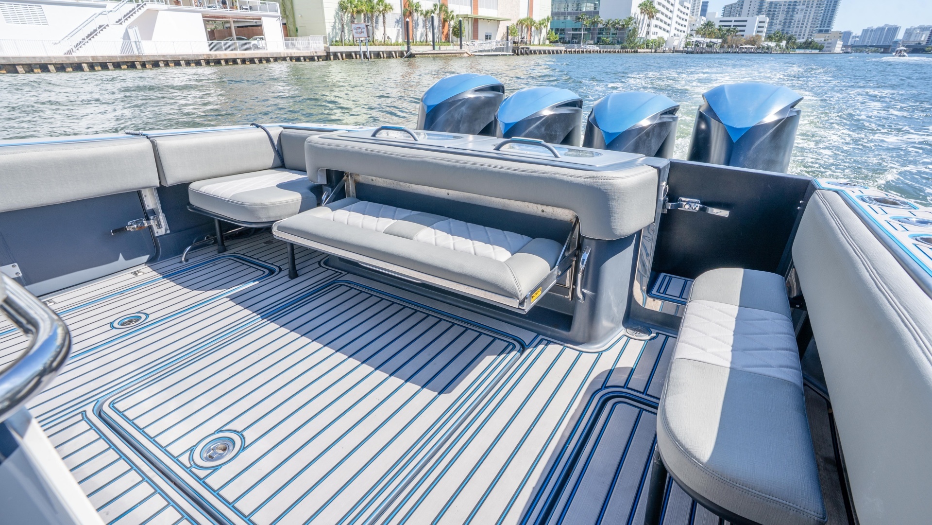 2016 Hydra-Sports 4200 Siesta - Image 11