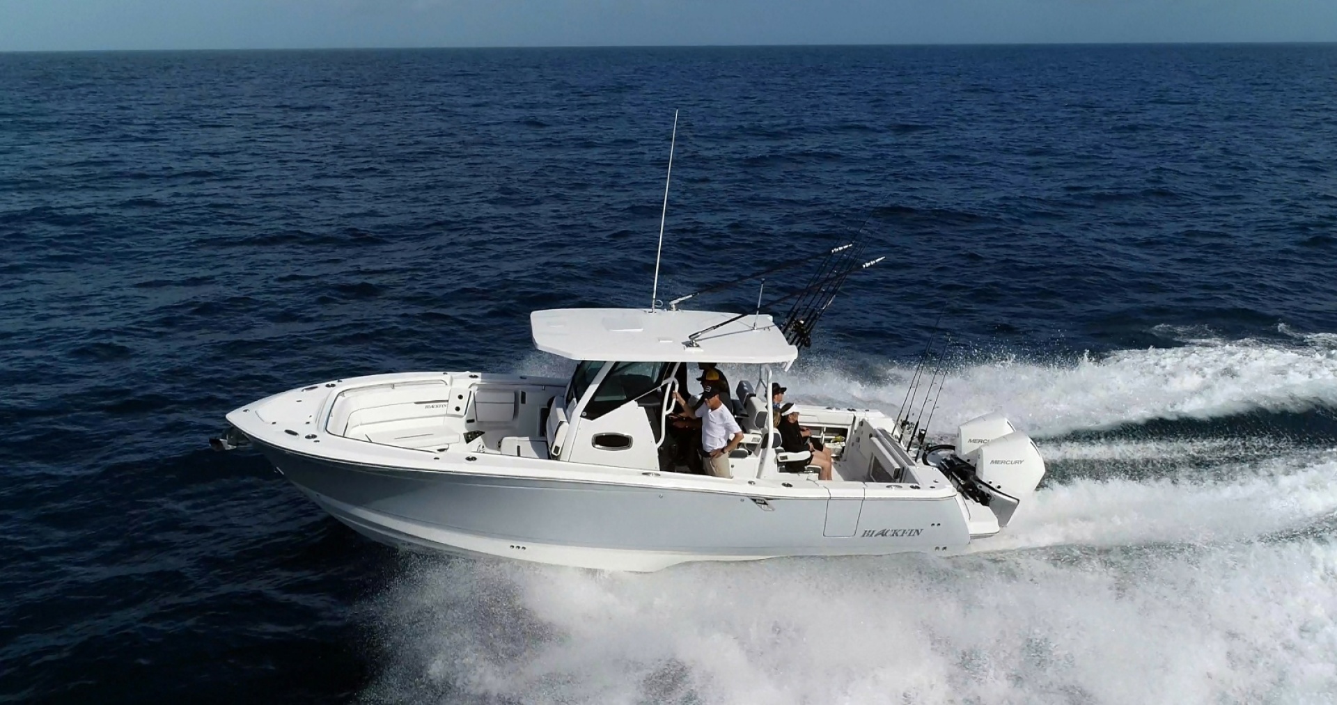 2027 Blackfin 302 CC - Image 13