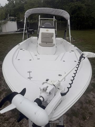 2021 Sportsman Tournament 214 Bay Boat - 16