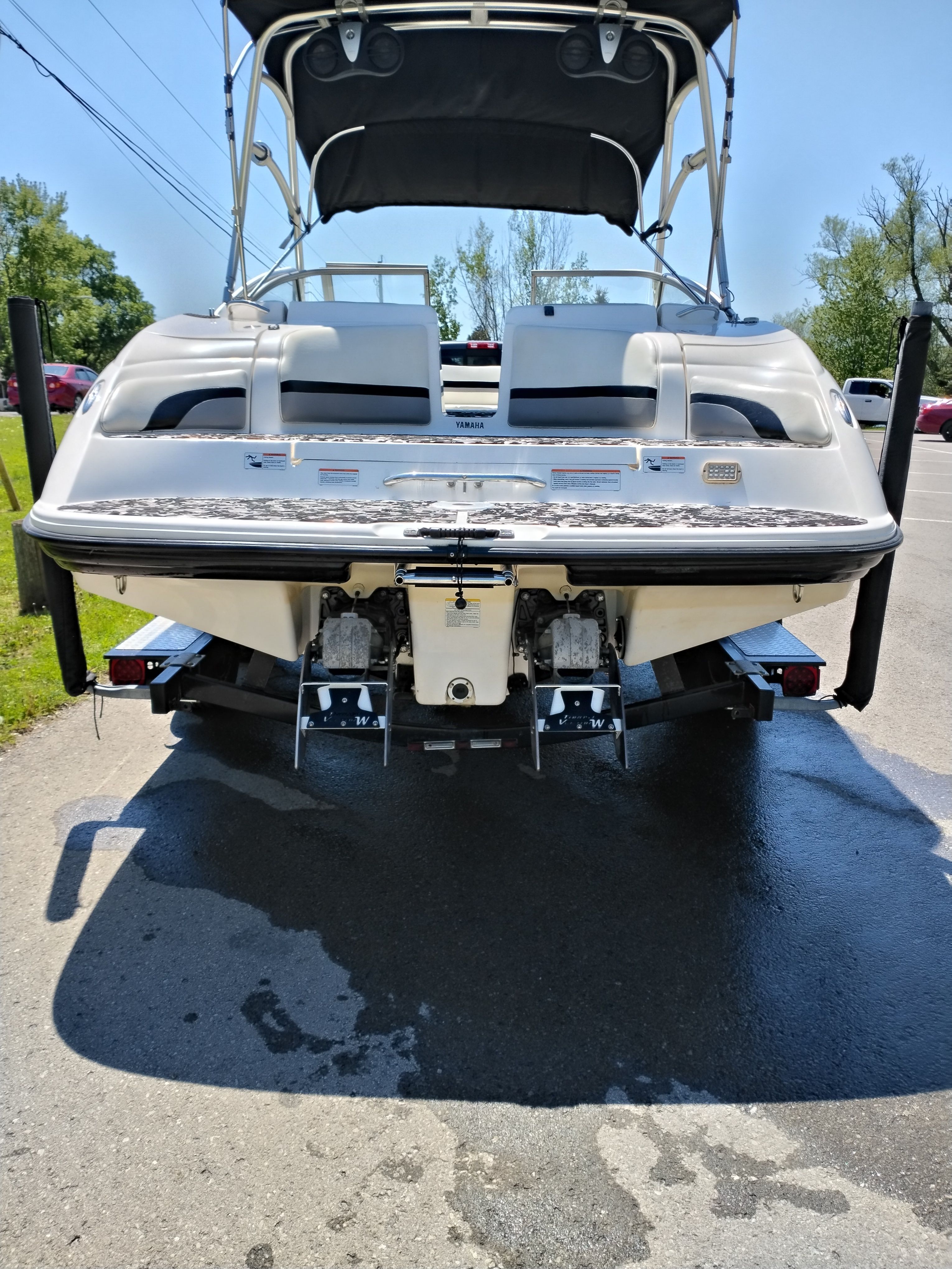 2004 Yamaha Boats AR230 - 18