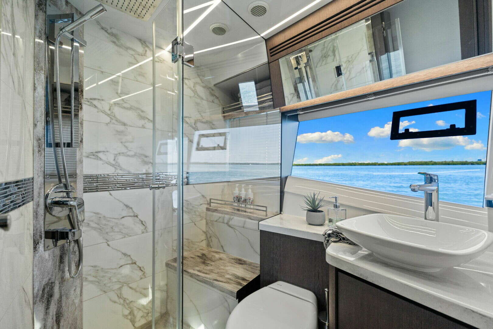 2020 Galeon 680 FLYBRIDGE - Image 45