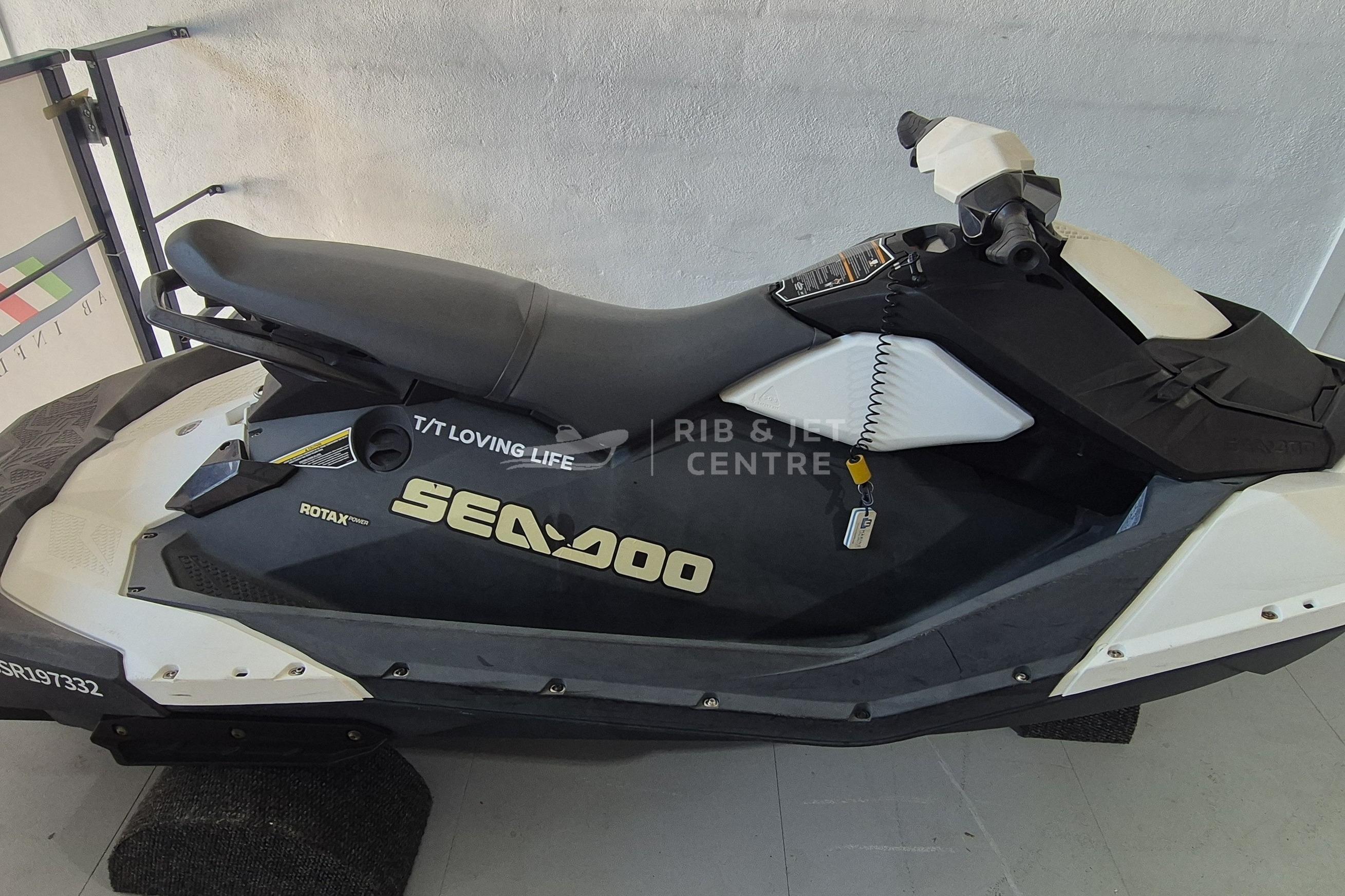 2016 Sea-Doo Spark Trixx 3up