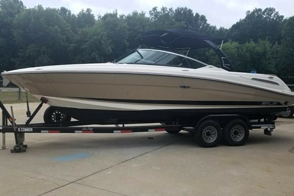 2014 Sea Ray 270 SLX