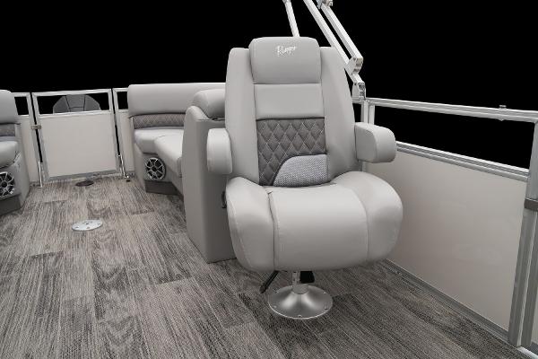 2025 Ranger Reata 243C - 69