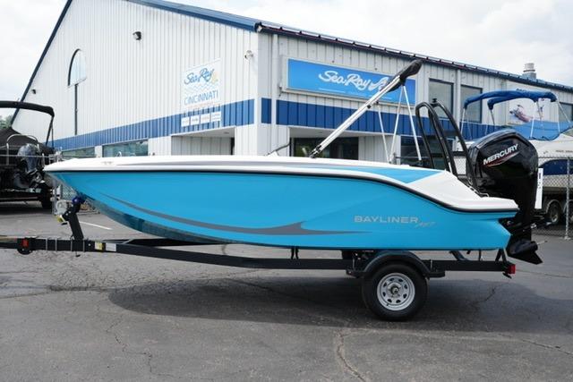 2026 Bayliner M17