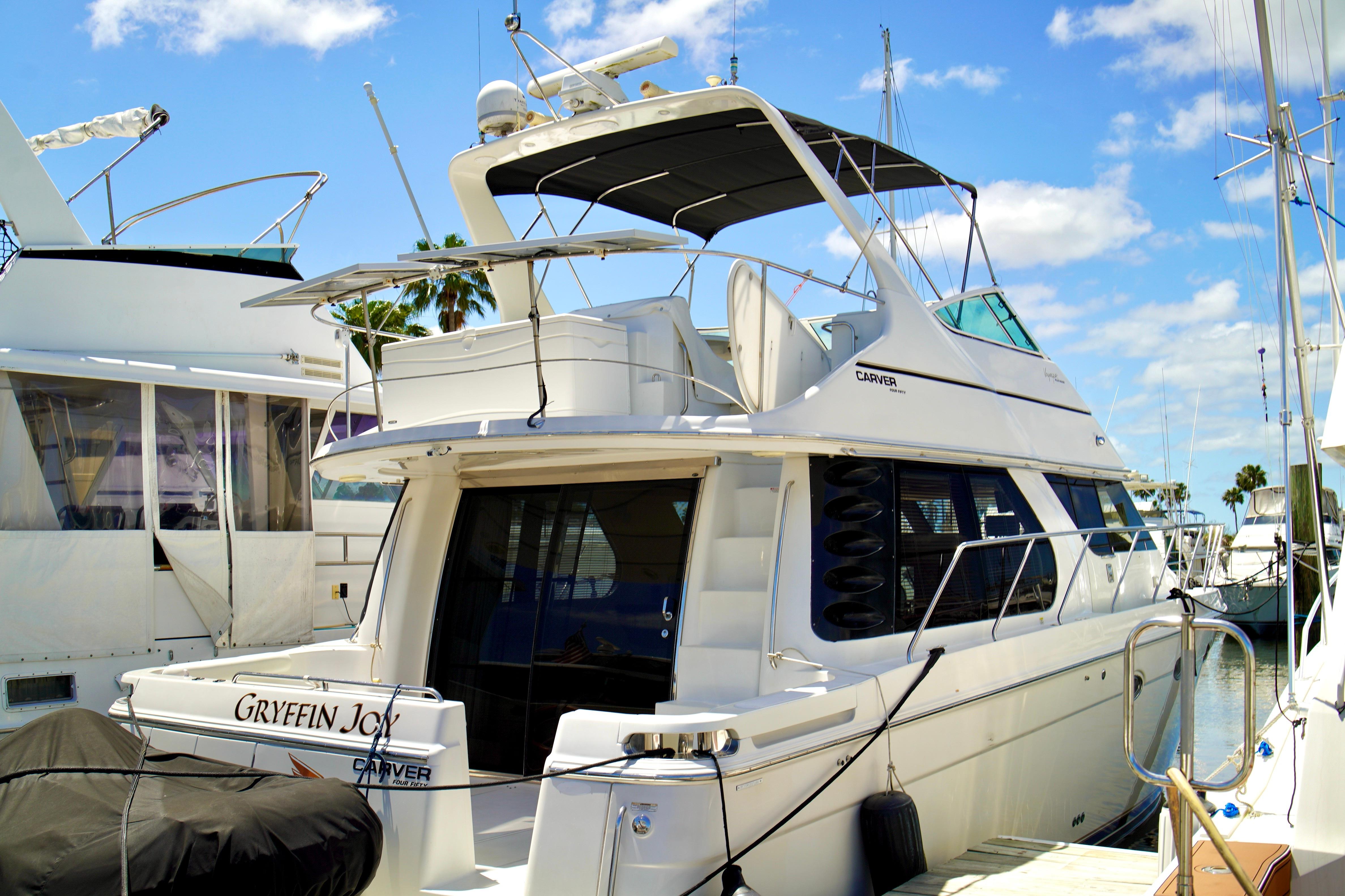 1999 Carver 450 Voyager Pilothouse
