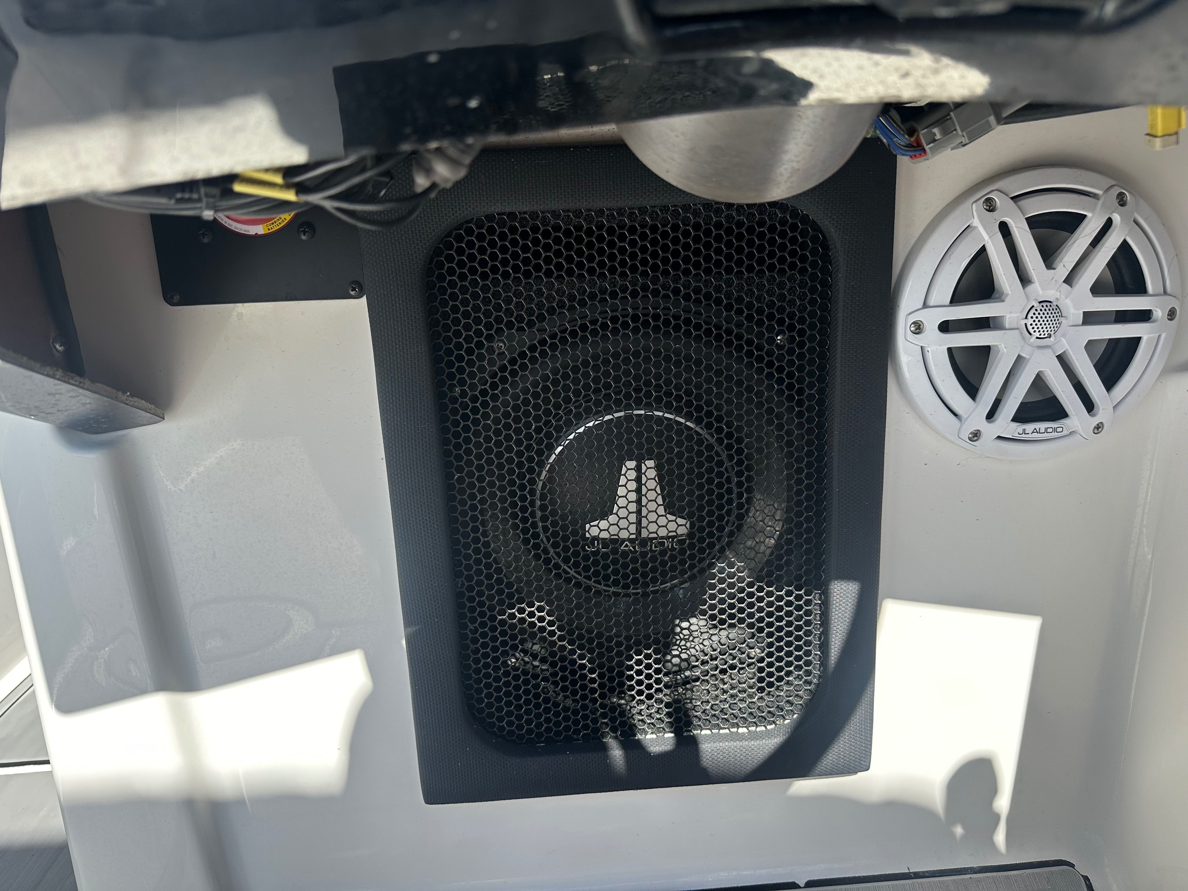 2022 MasterCraft NXT24 - 11