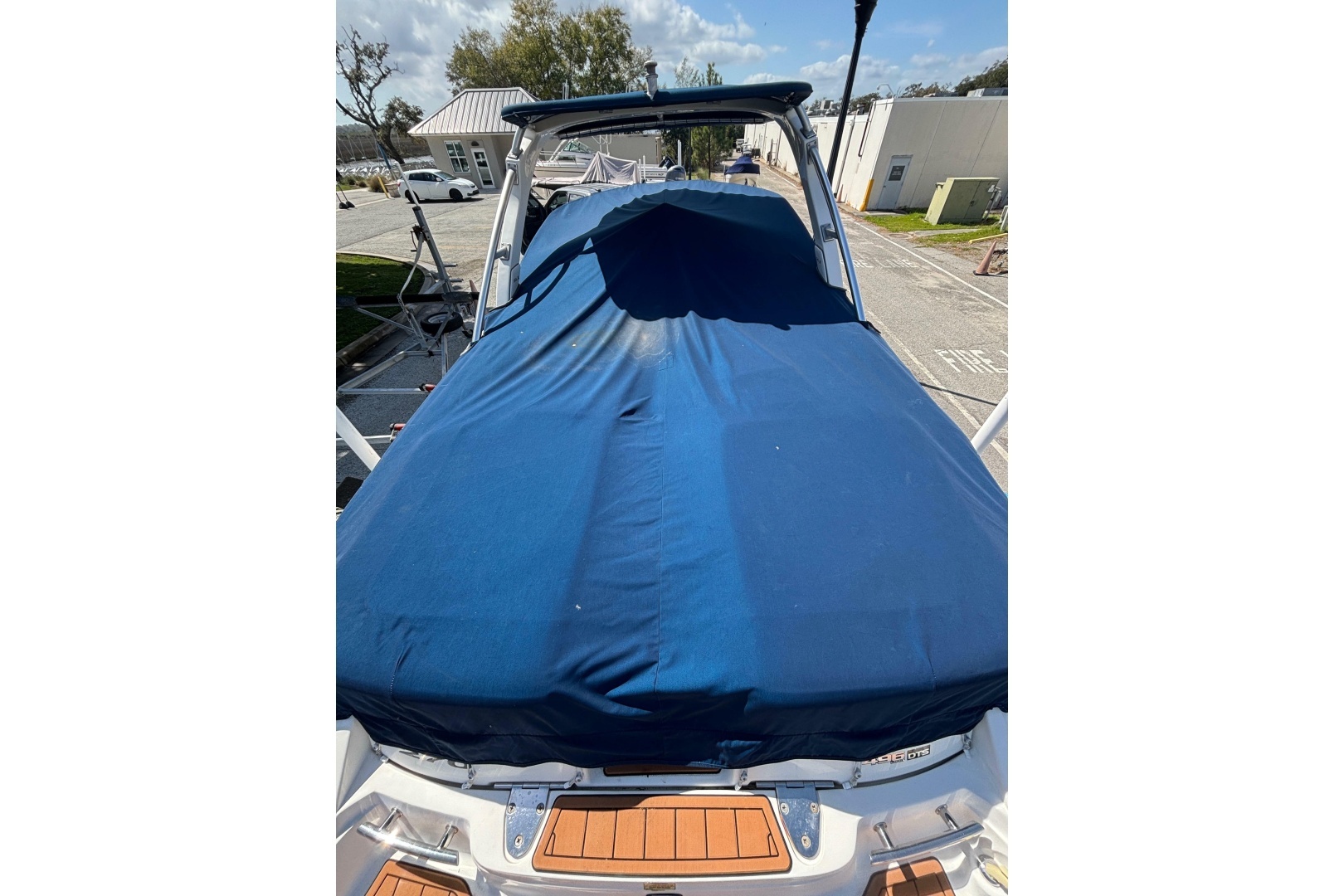 2008 Sea Ray 270 Sundeck - Image 9
