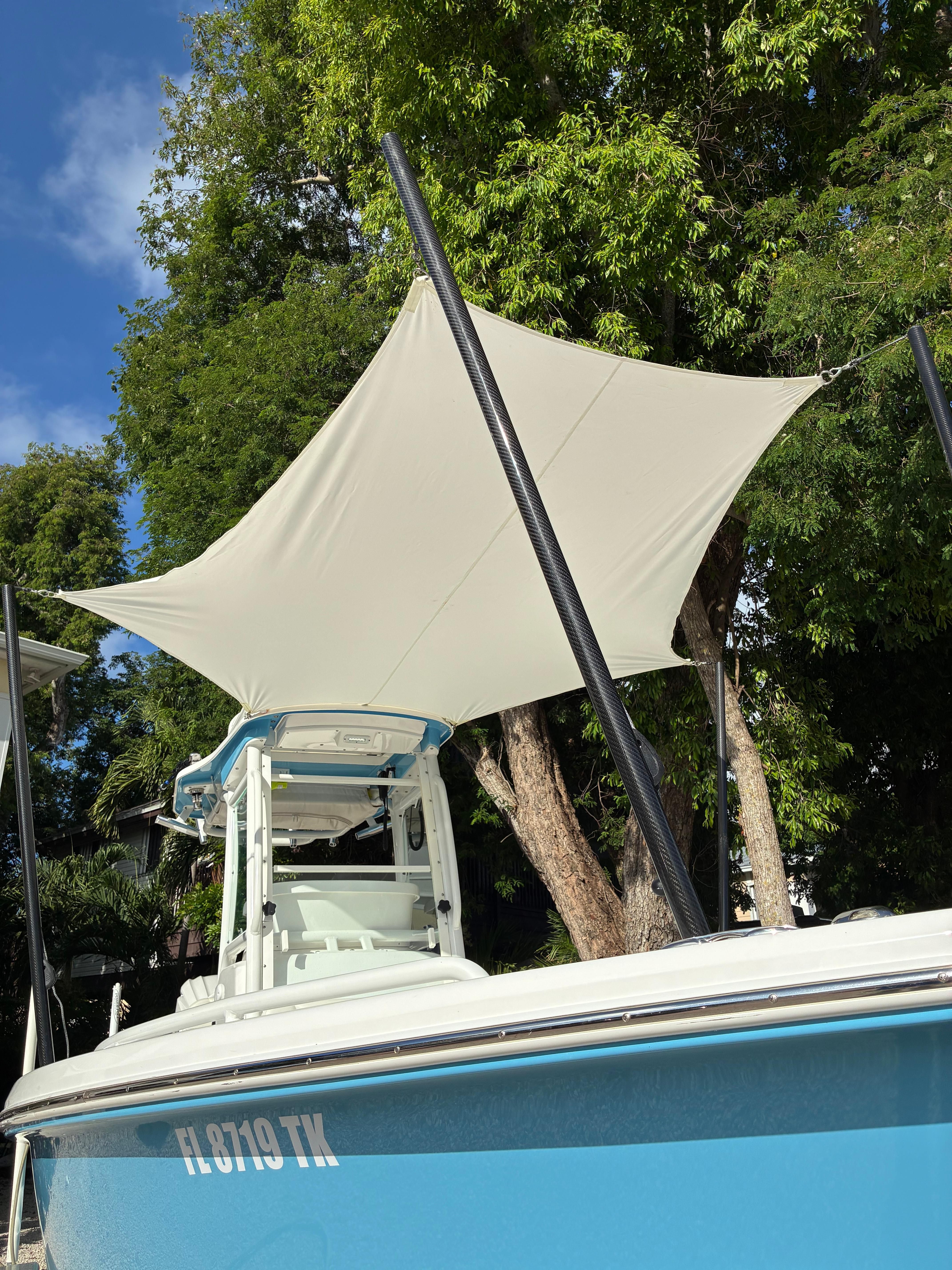 2023 Everglades 243 Center Console - 5