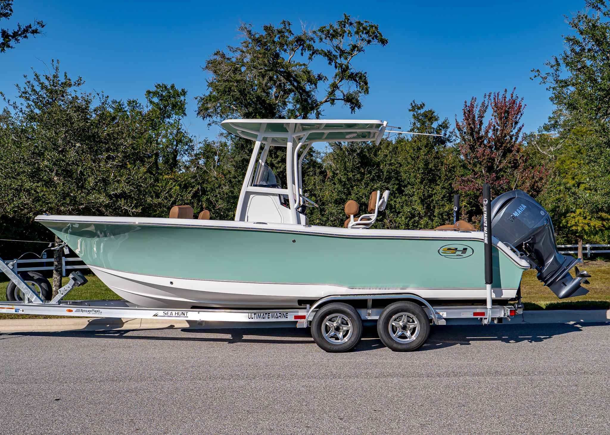2026 Sea Hunt Ultra 229 - 2