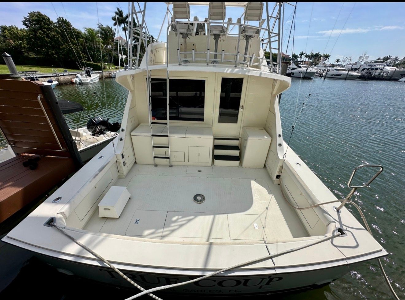 1985 Bertram 54 Convertible - 2
