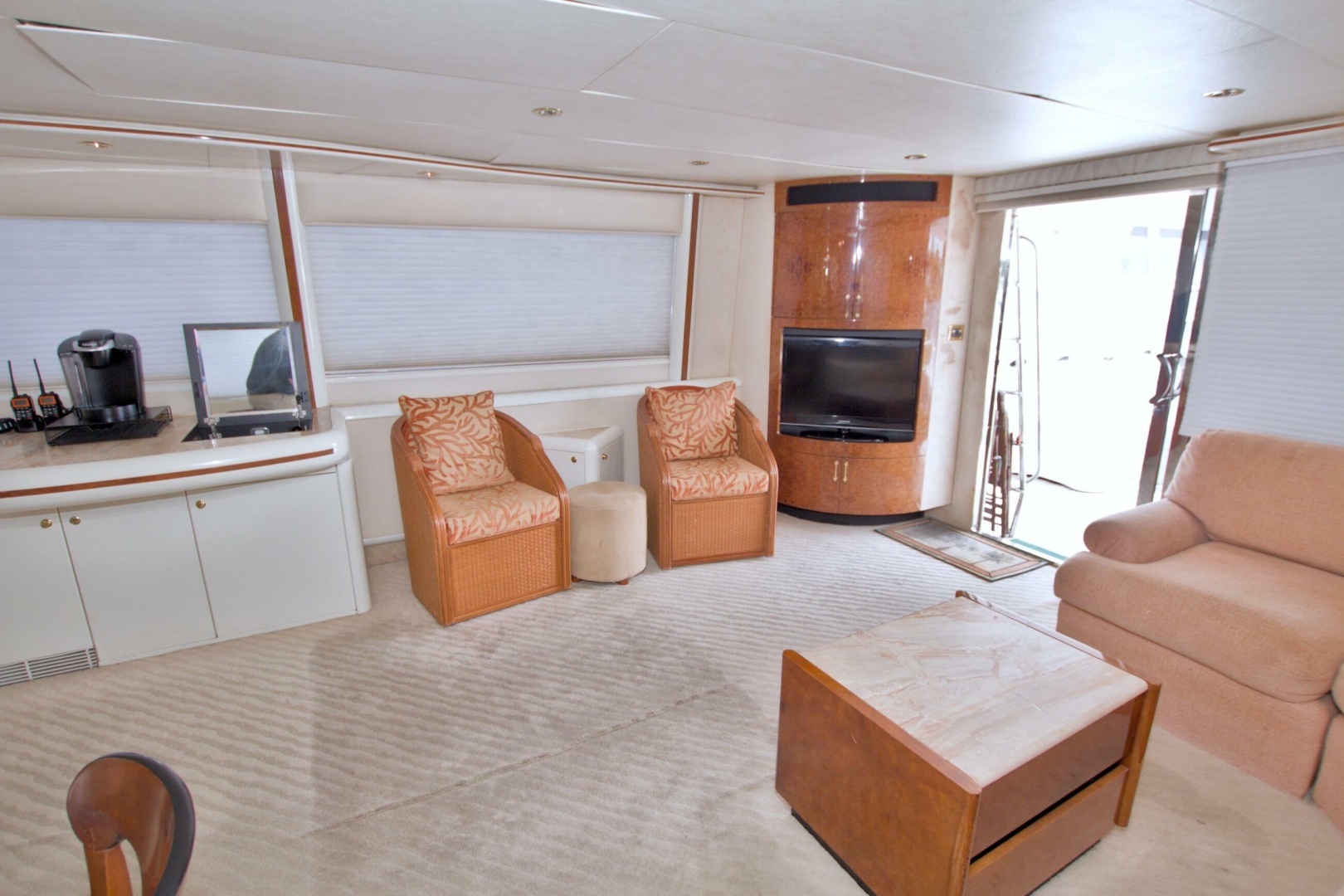1998 Lazzara Yachts 76 Skylounge Grand Salon - Image 11
