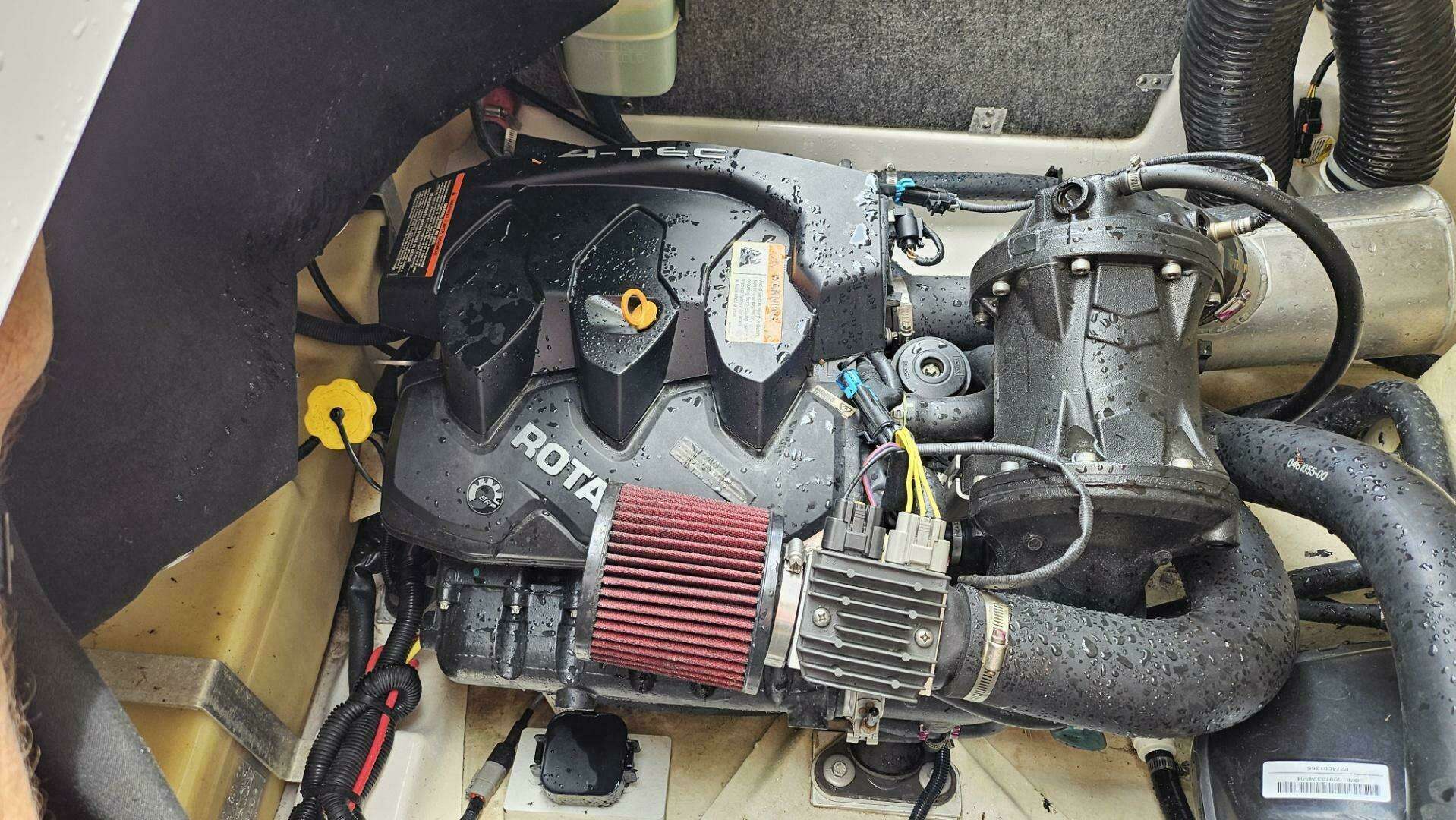 2017 Scarab 165 - Image 4