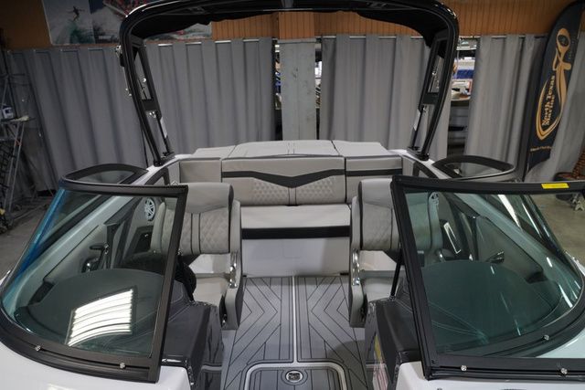2025 Monterey 238SS Super Sport - 13