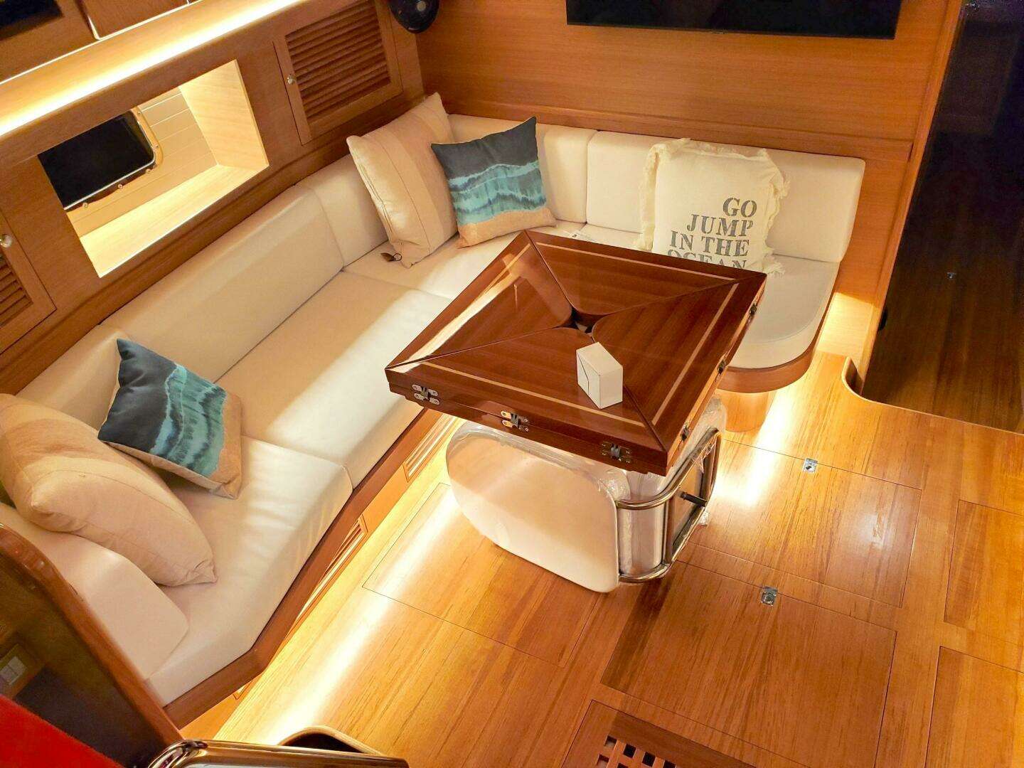 2023 Bluewater 56 - Image 20