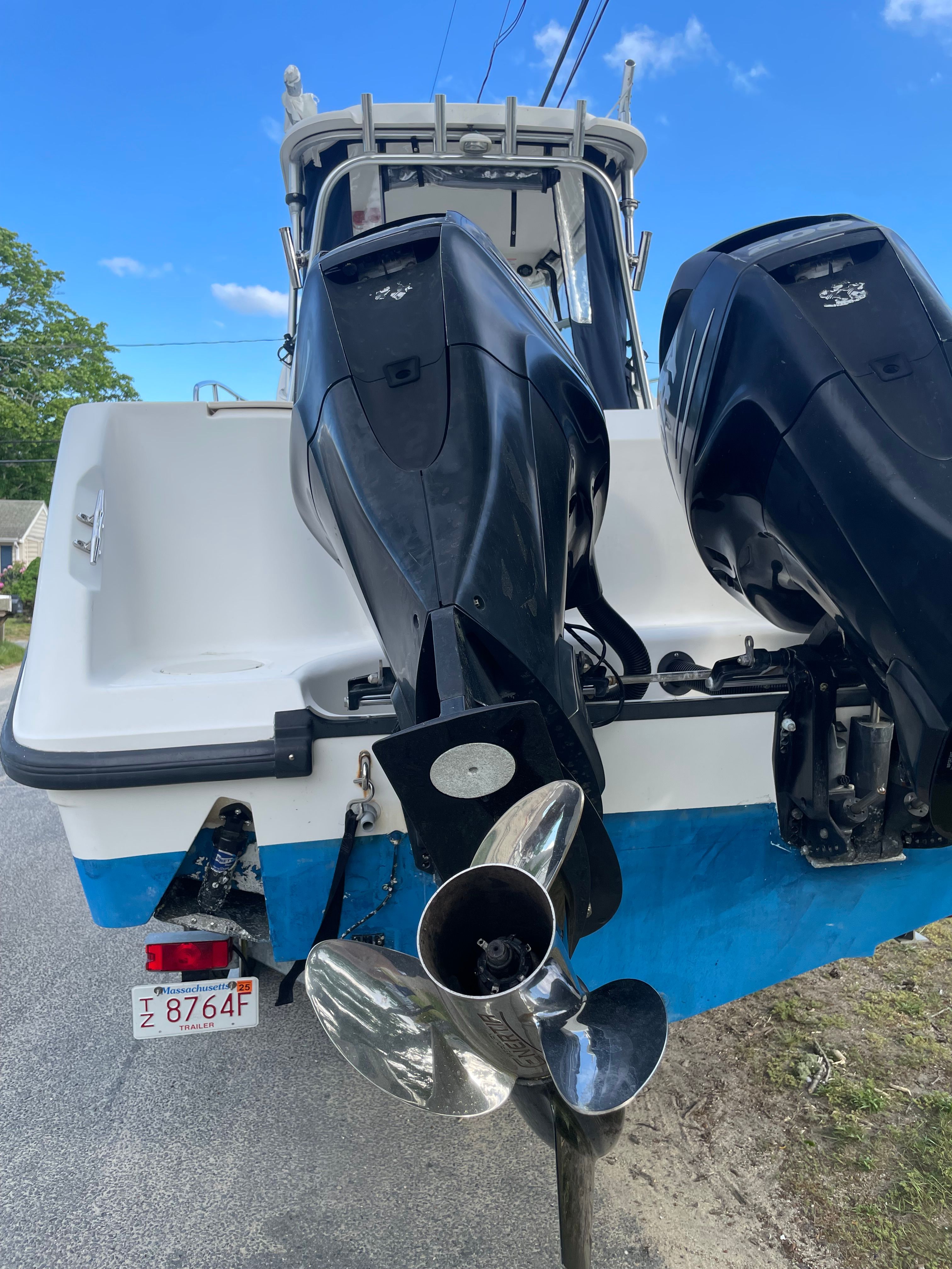 2009 Boston Whaler 255 Conquest - 2