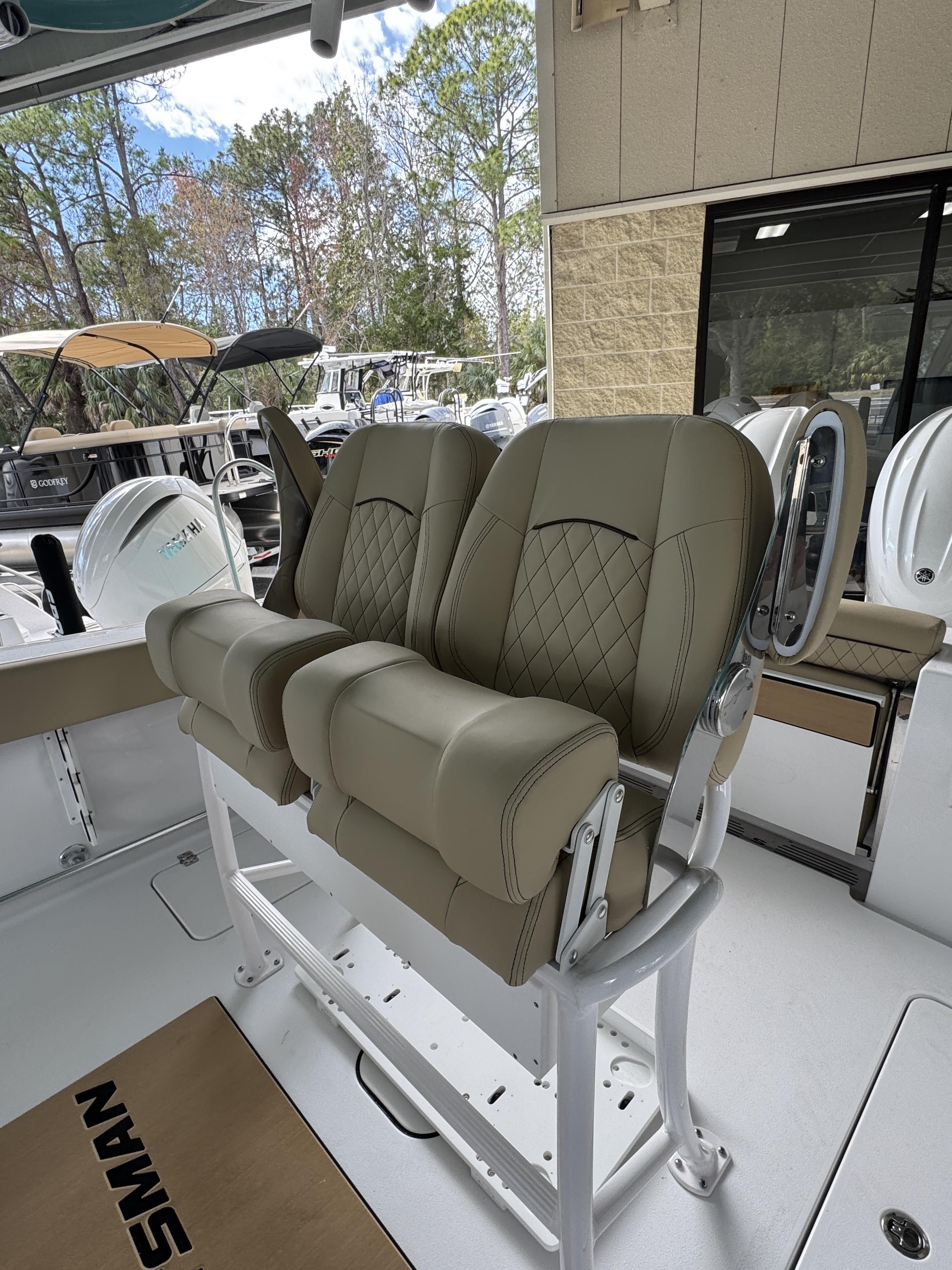 2026 Sportsman Open 252 Center Console - 29