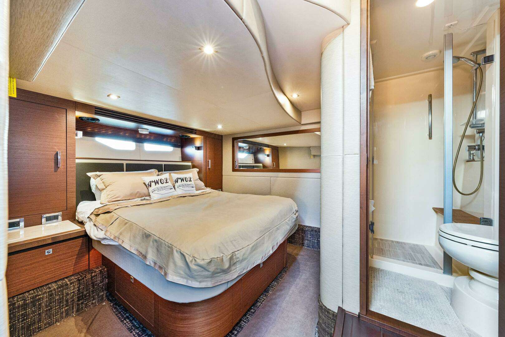 2016 Sea Ray 510 Sundancer - Image 34
