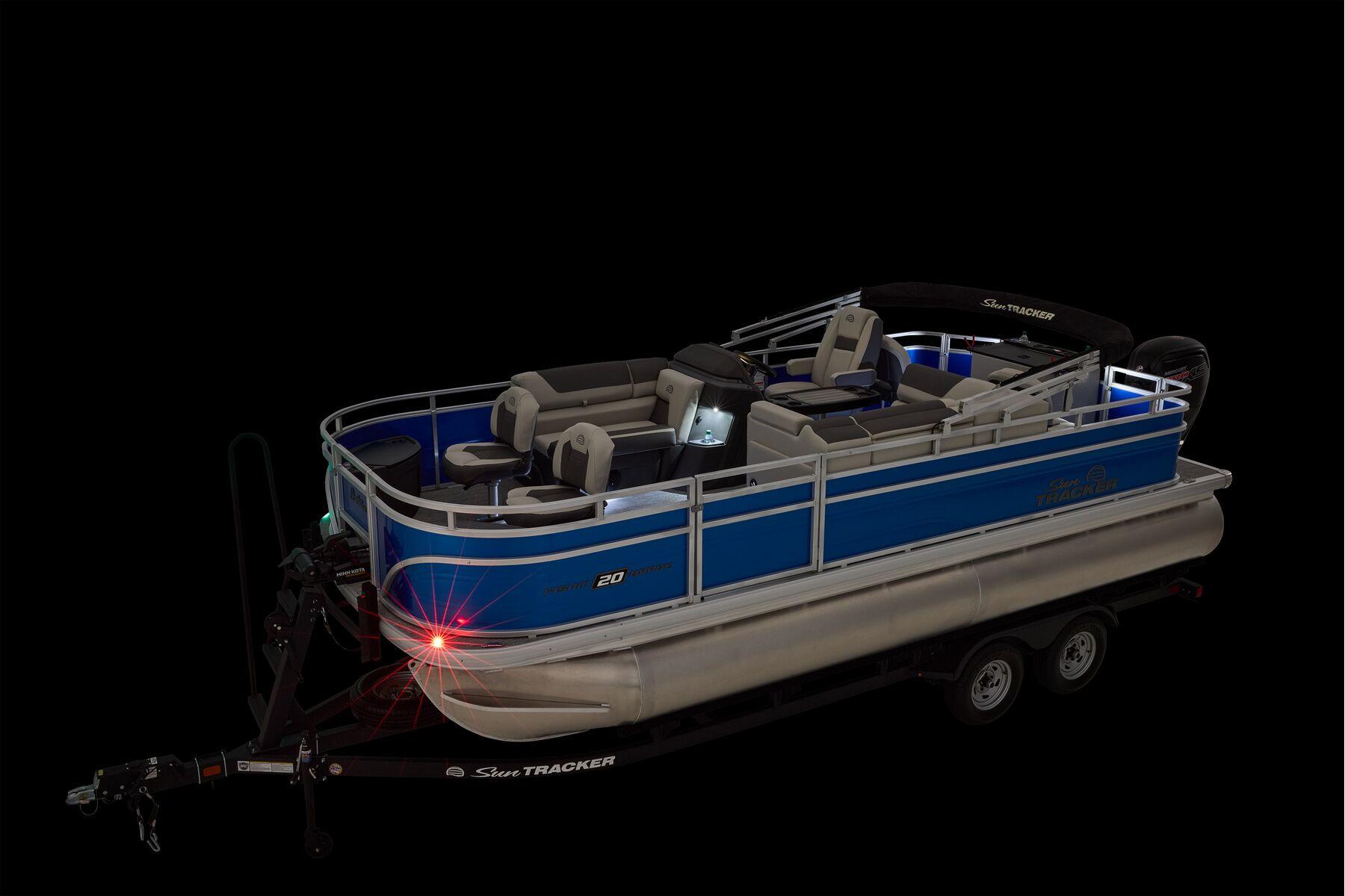 2026 Sun Tracker Fishin' Barge 20 DLX - 34