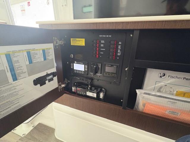 2025 Everglades 375 Center Console - 19