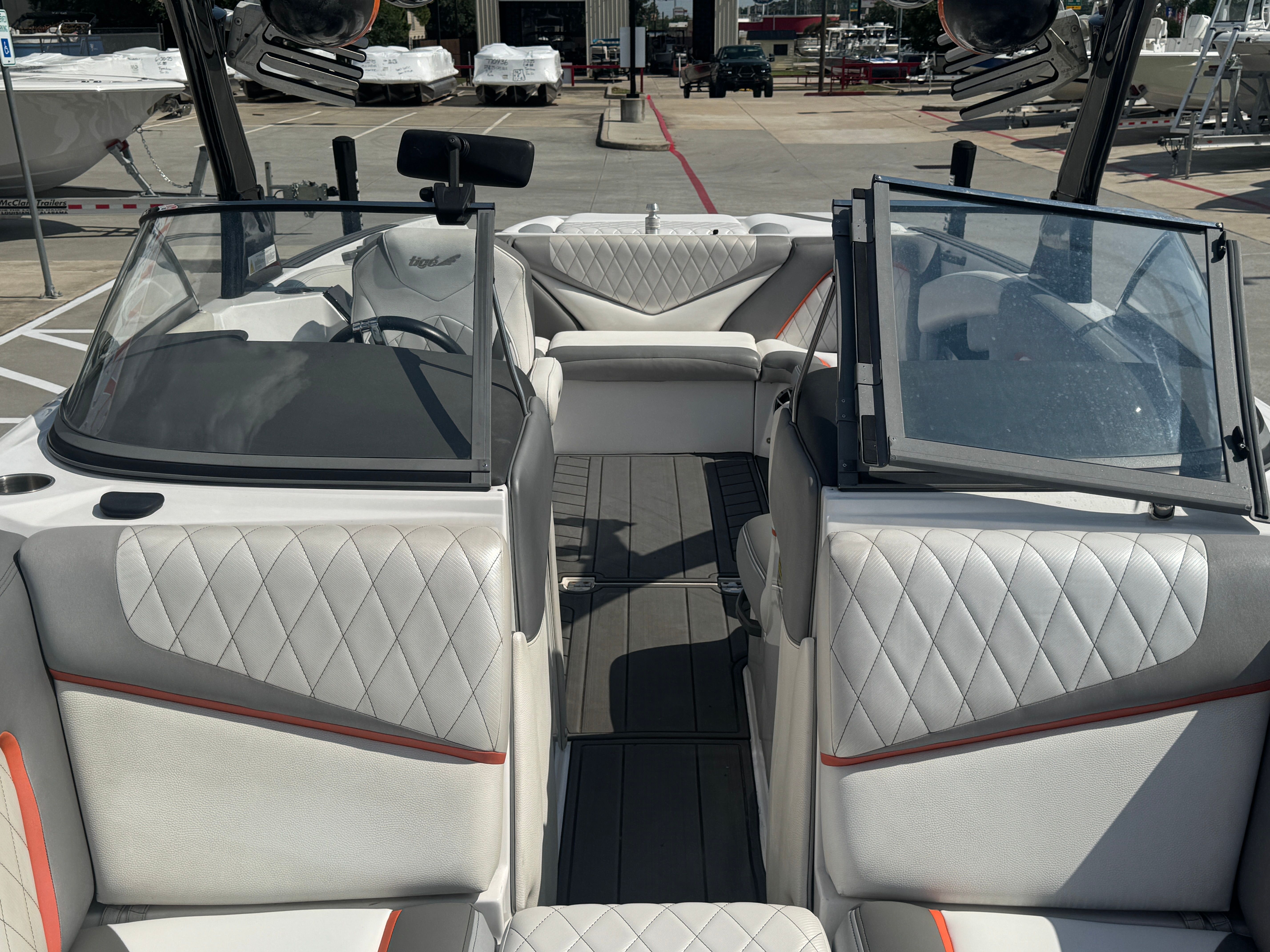2015 Tigé RZ4 - 14