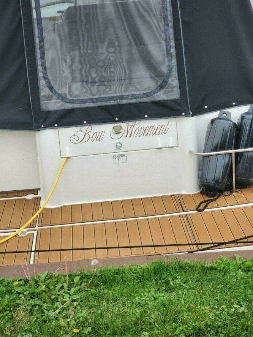 2001 Cruisers 3075 Express - Image 7