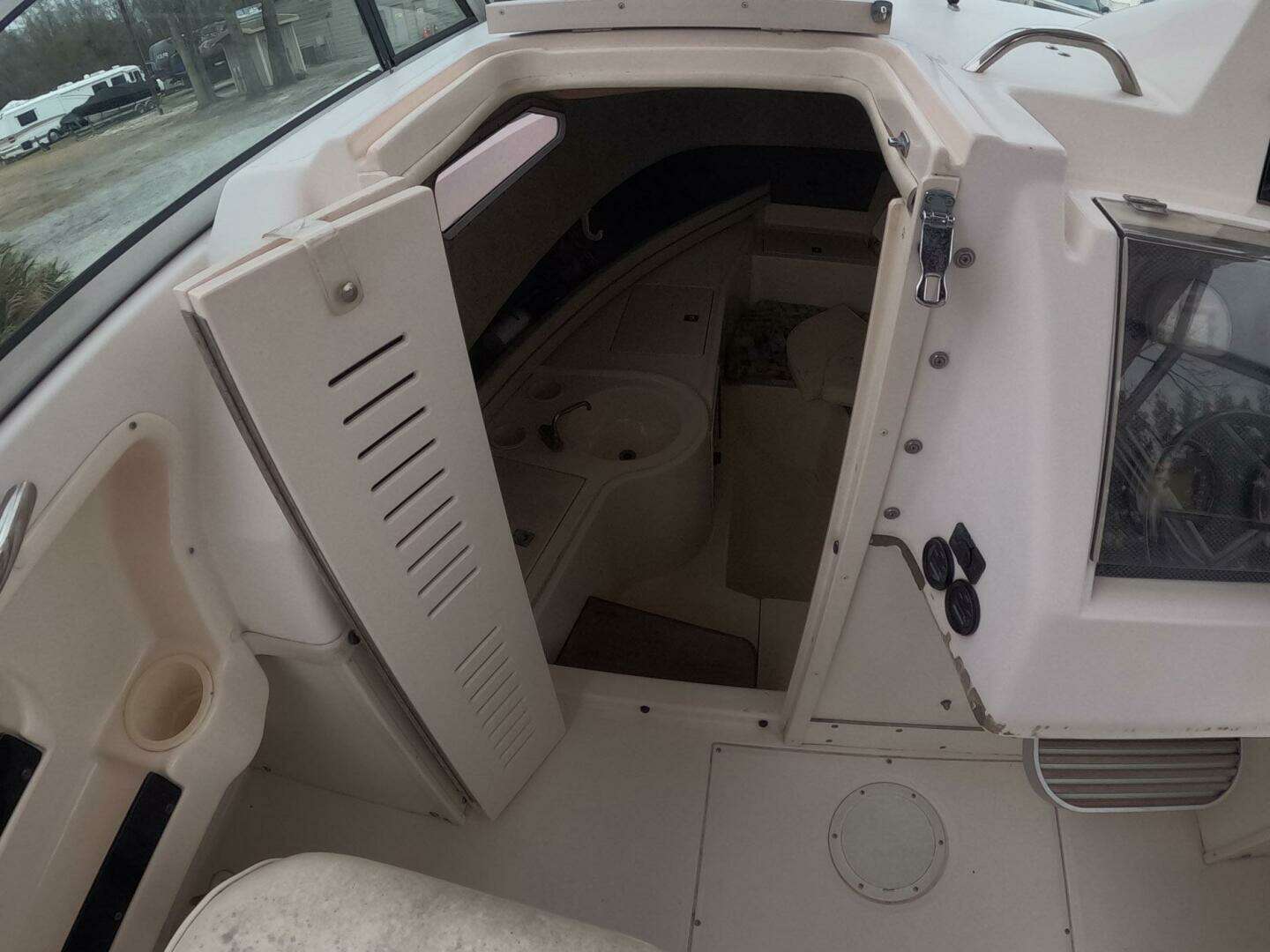 2001 Grady-White Gulfstream 232 - Image 22