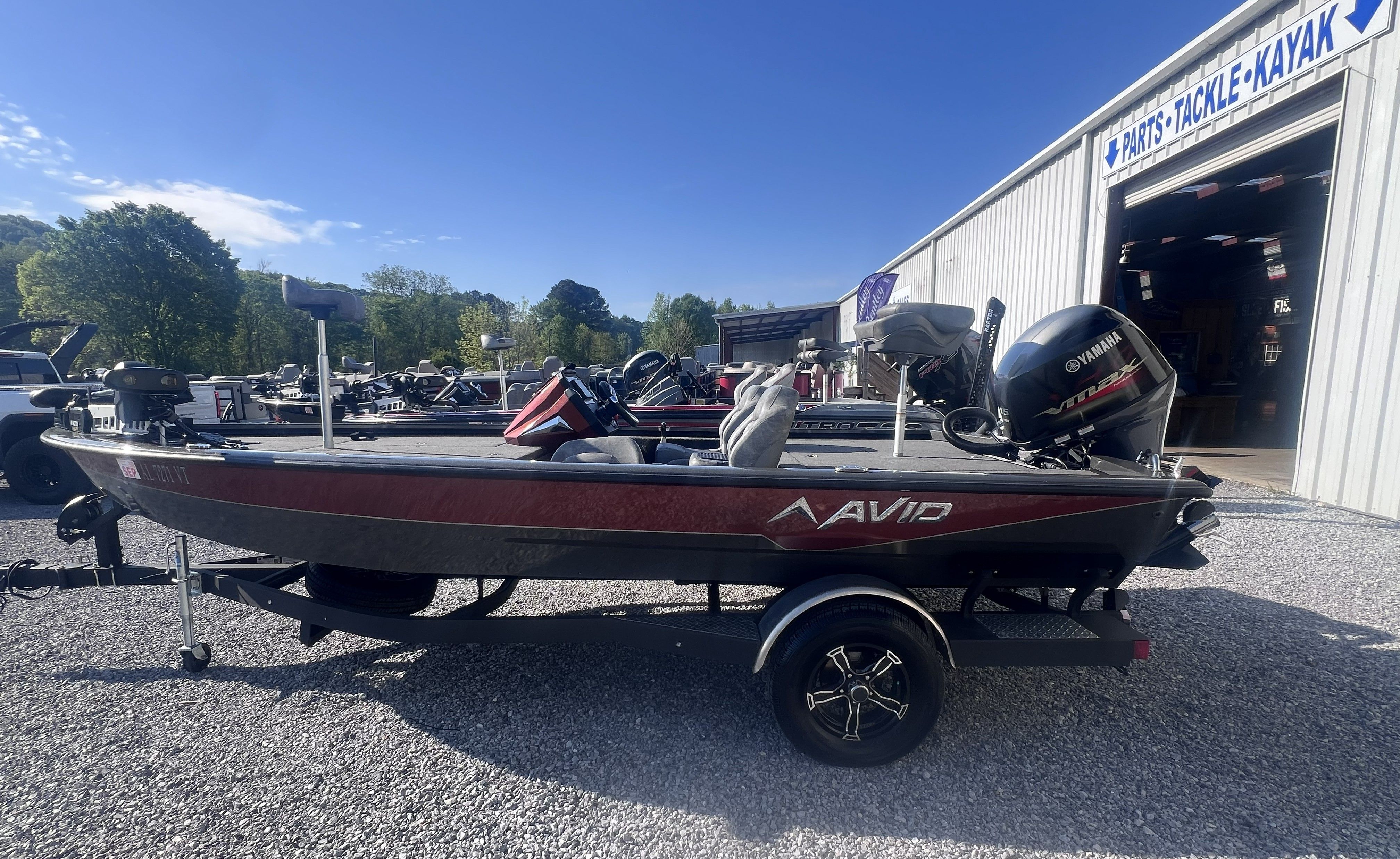 2023 Avid 18 XB