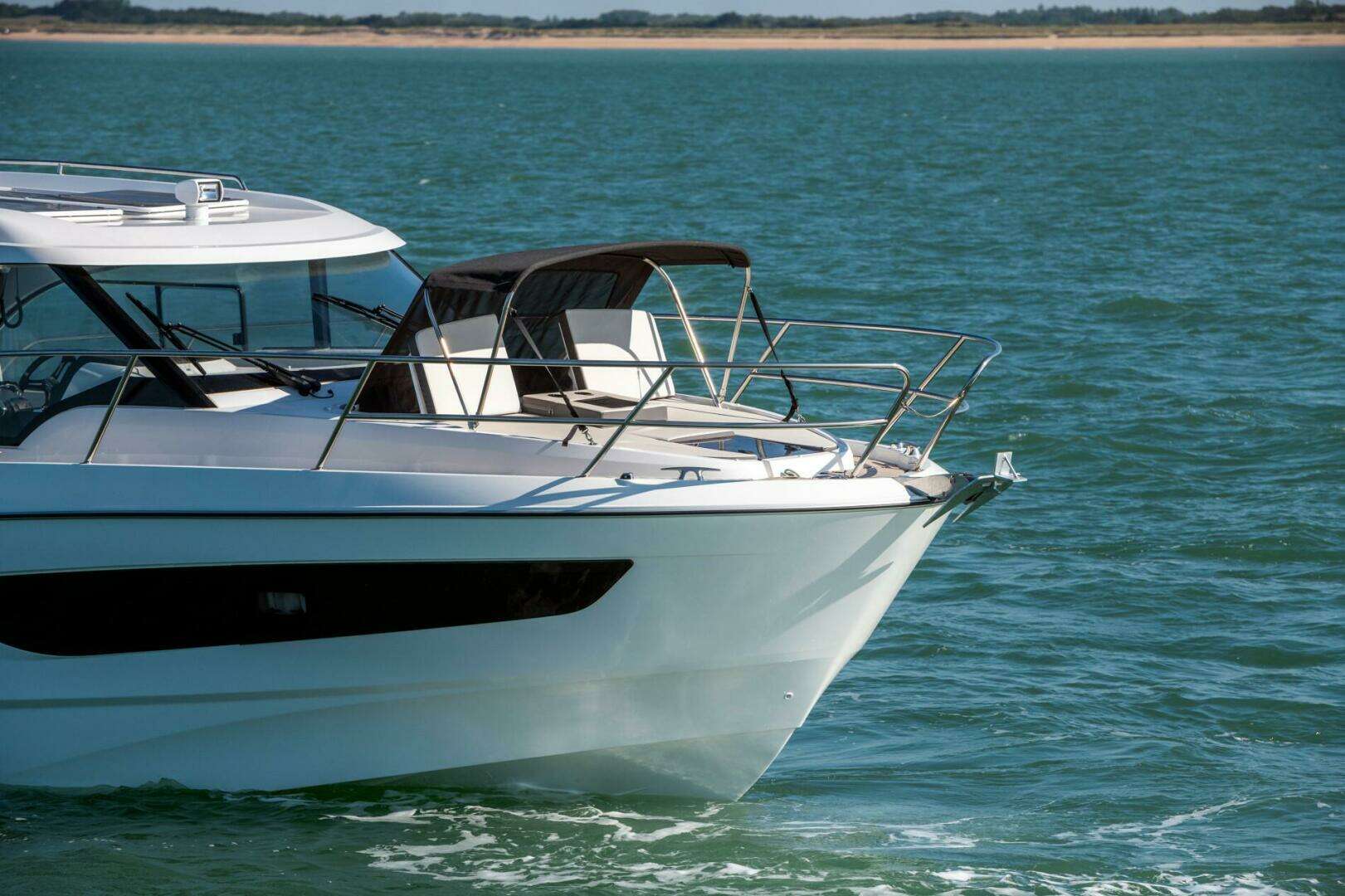 2026 Beneteau Antares 11 - Image 11