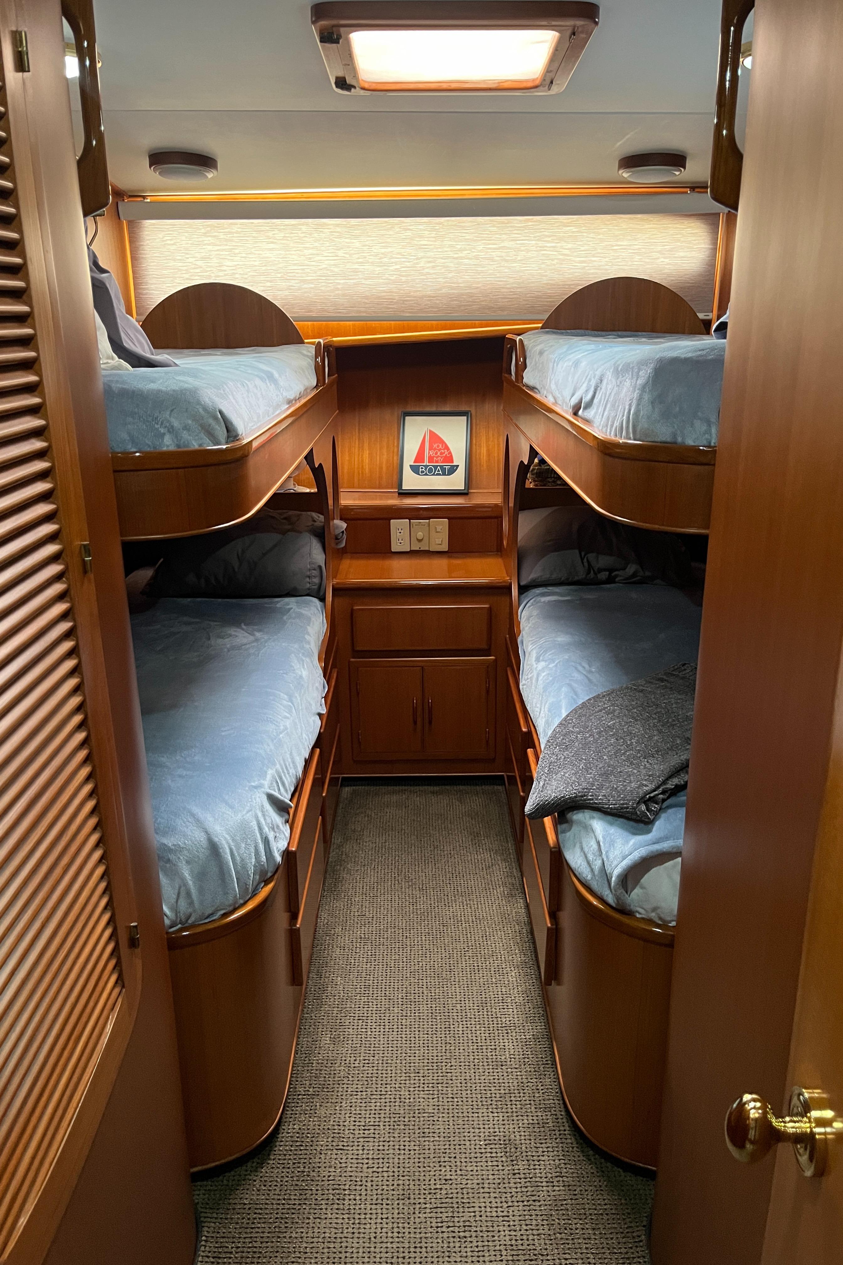 1999 Mikelson Long-Range Luxury Sportfisher - 52