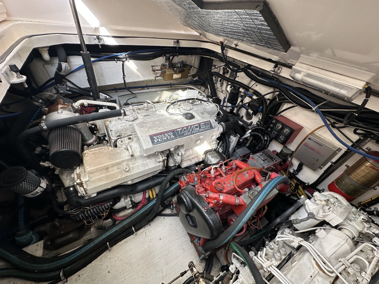 2000 Pursuit 3400 - Image 30