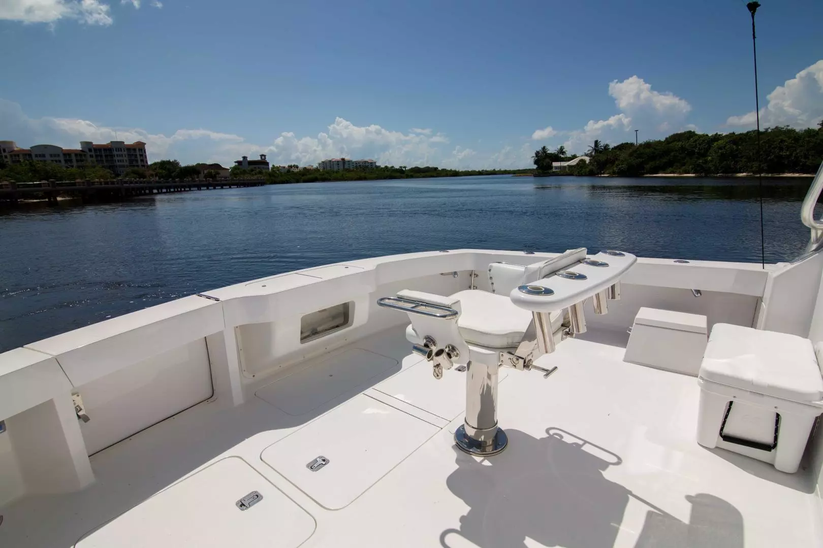 2001 Viking 50 Express - Image 42