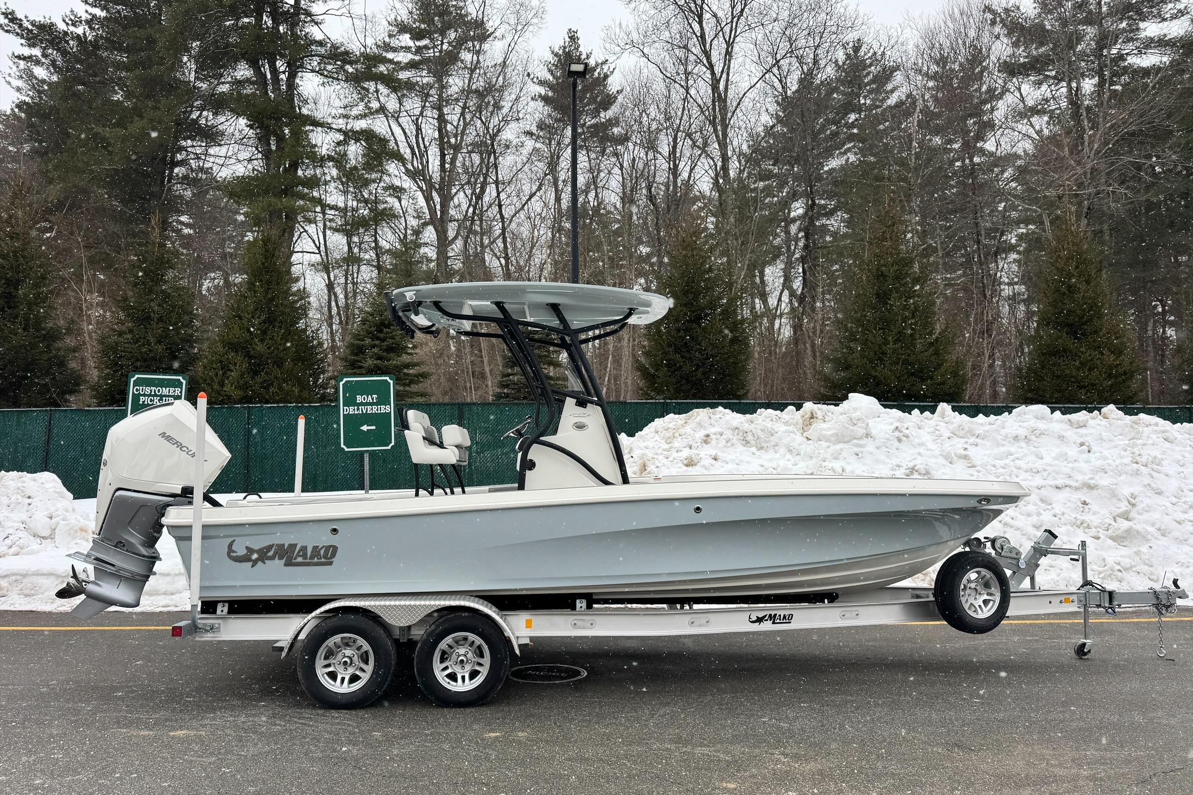 2026 Mako 24 APEX