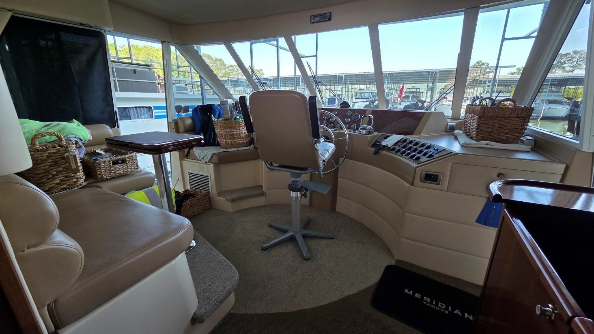2008 Meridian 490 Pilothouse - Image 25