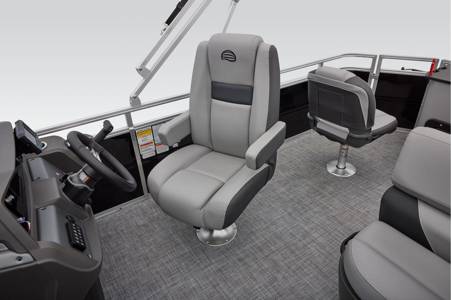 2026 Sun Tracker SportFish 20 DLX - 37