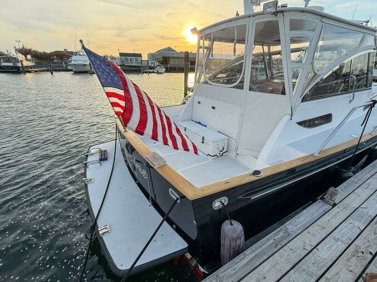 2002 Legacy 34 Express Twin Jet - Image 5