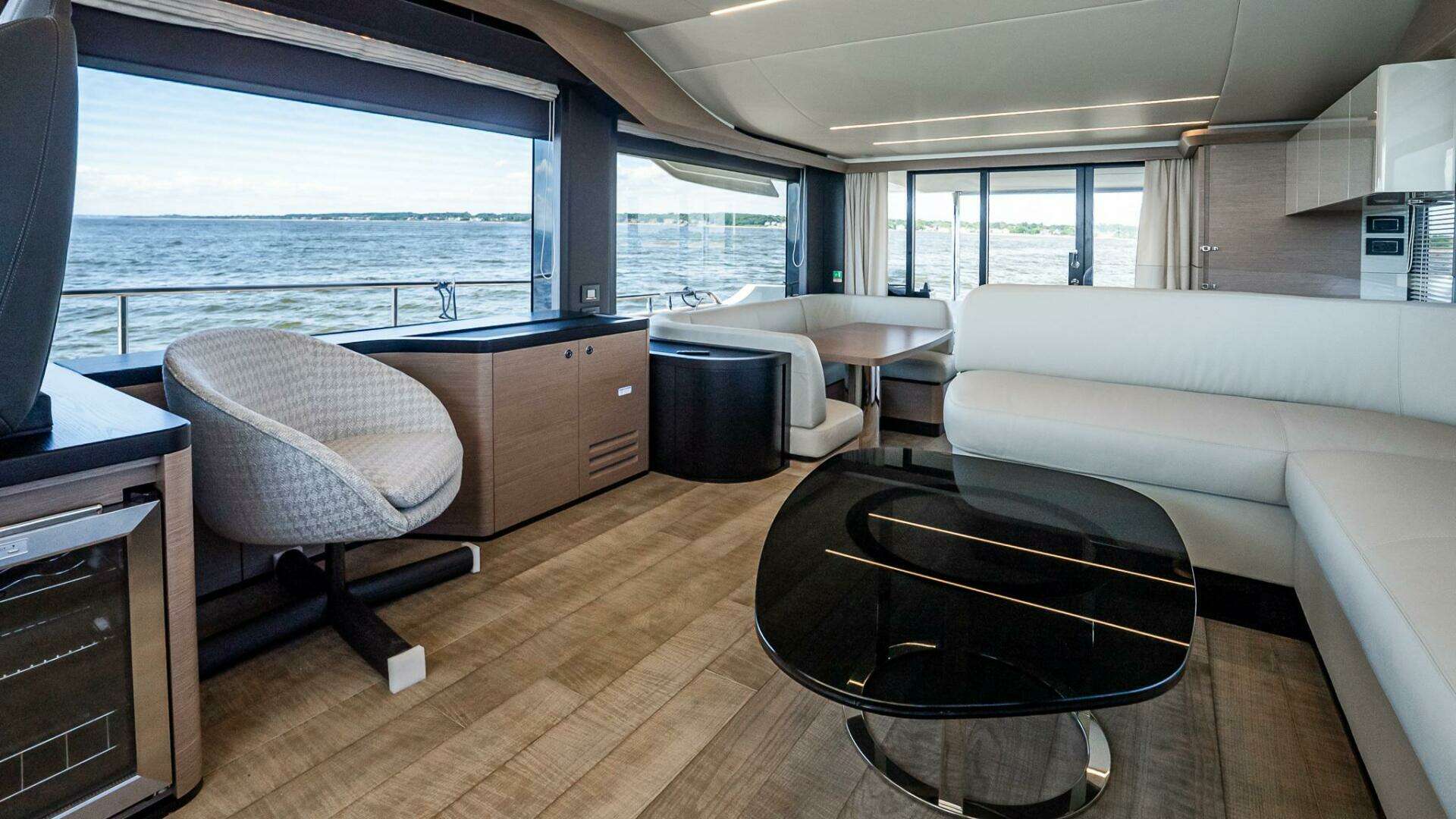 2026 Absolute Navetta 58 - Image 19