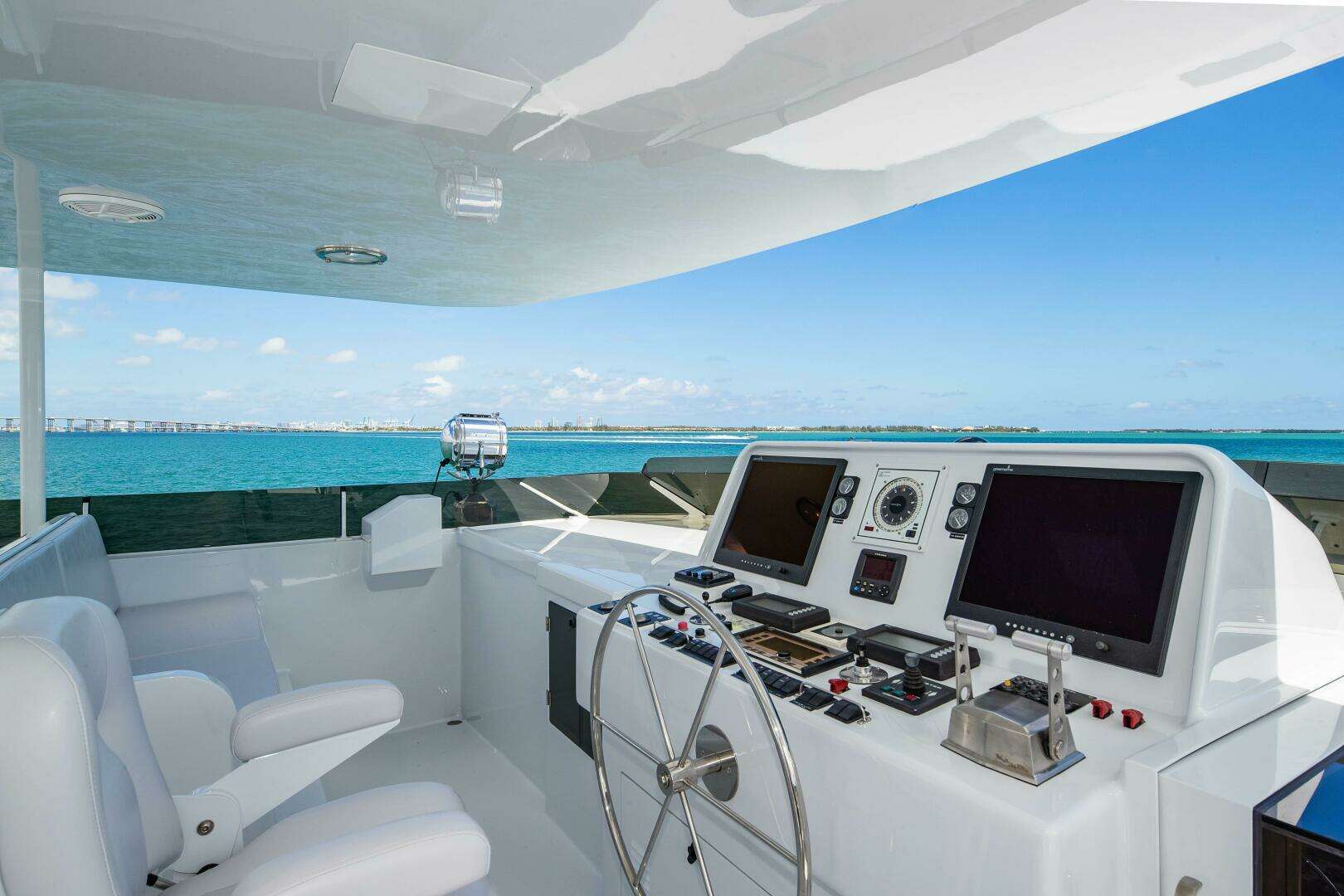 1998 Burger Raised Pilothouse - Image 43