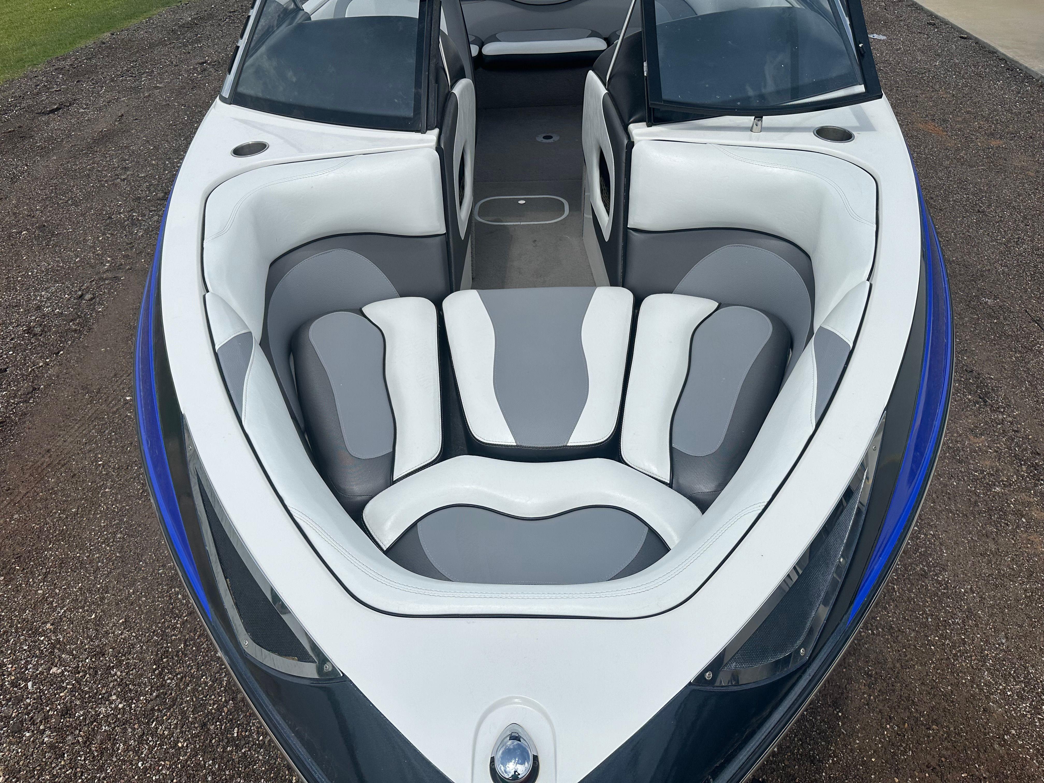 2011 MALIBU 20 VTX - Image 9
