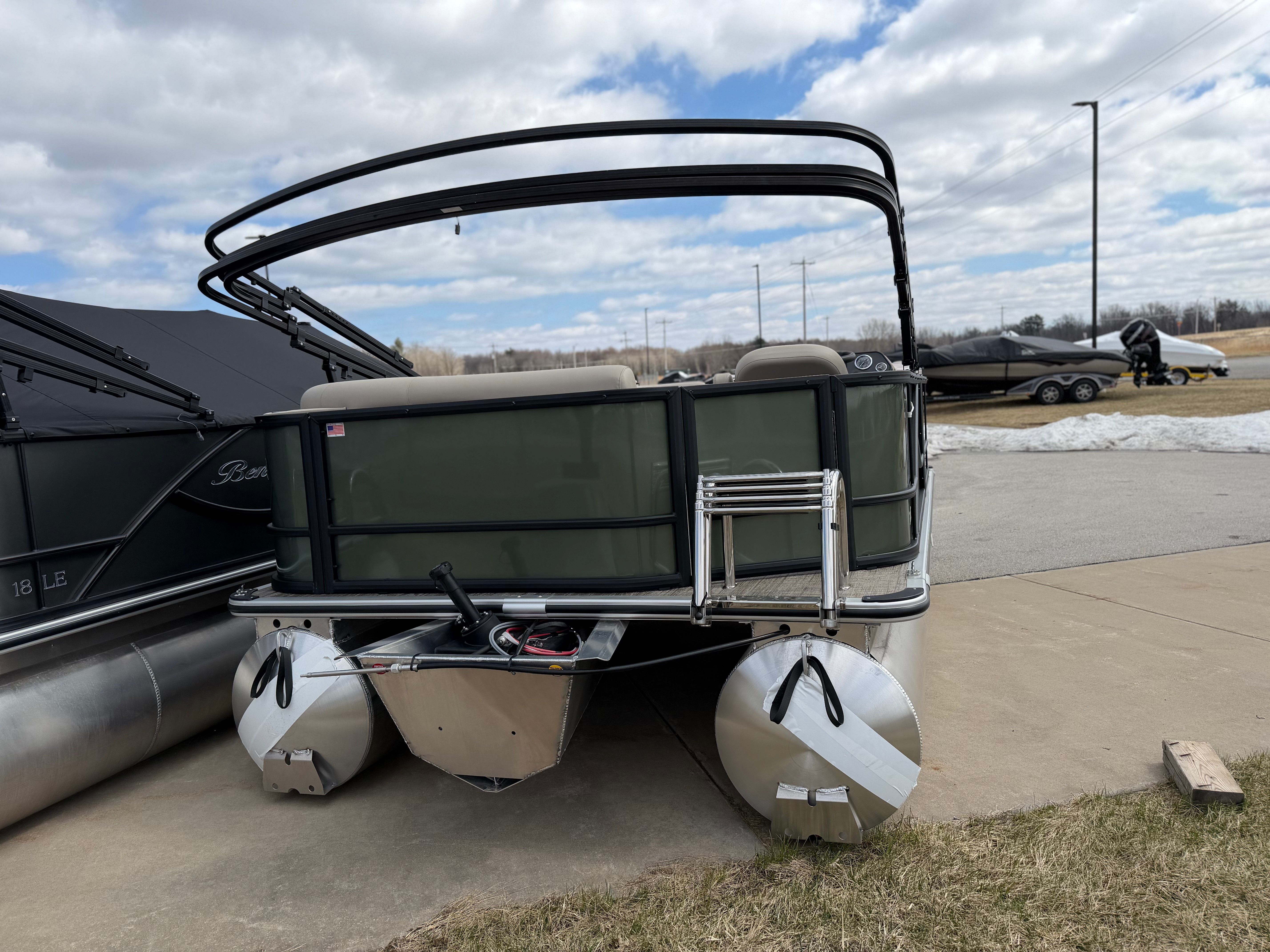 2026 Bentley Pontoons LE 160 CR - 4