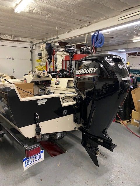 2000 Crestliner Fish Hawk 1750 - 3