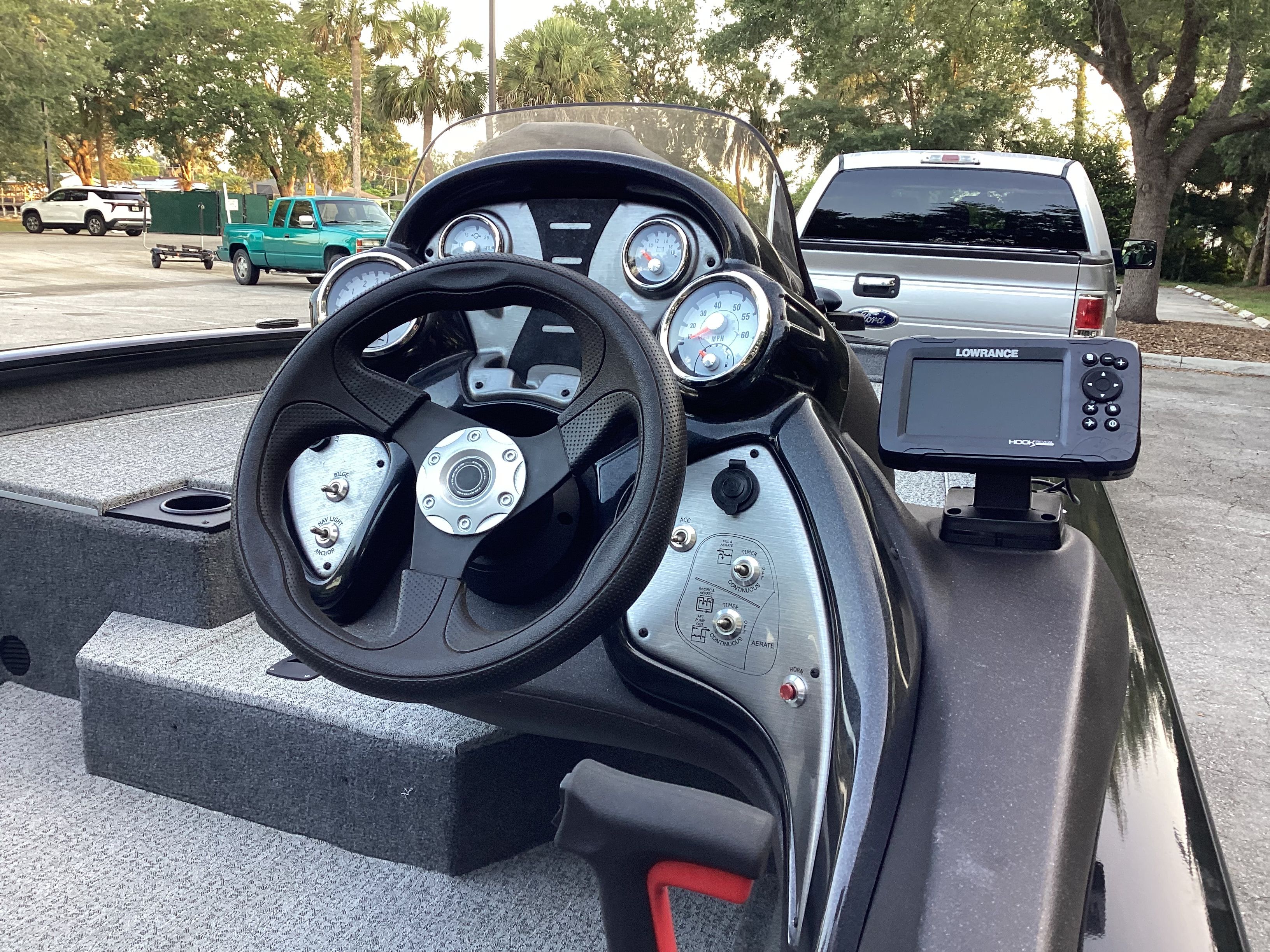 Tracker PRO 2023 boat dashboard with Lowrance GPS.